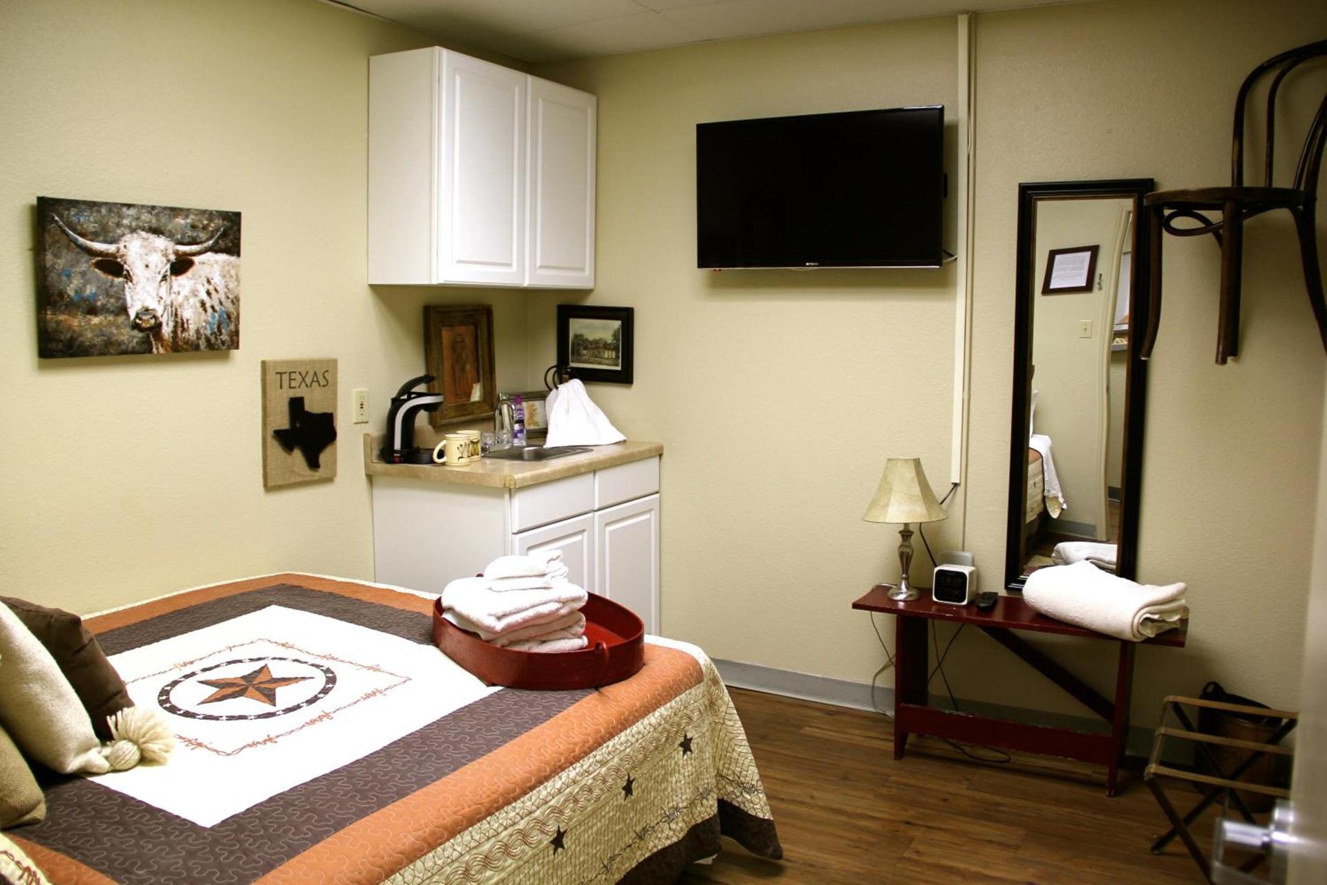 A Place to Stay Rooms photo 29