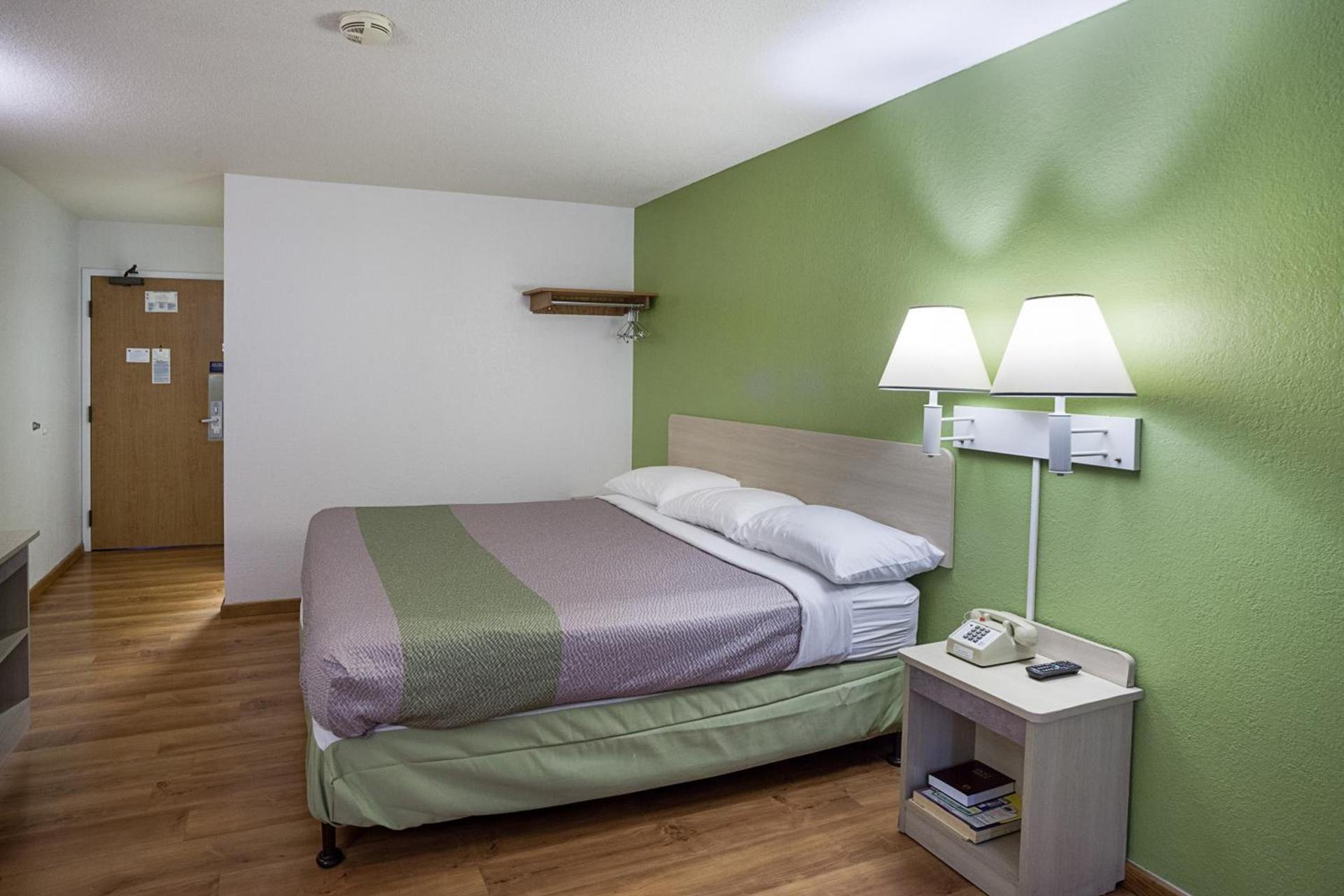 Motel 6-Binghamton, NY photo 14