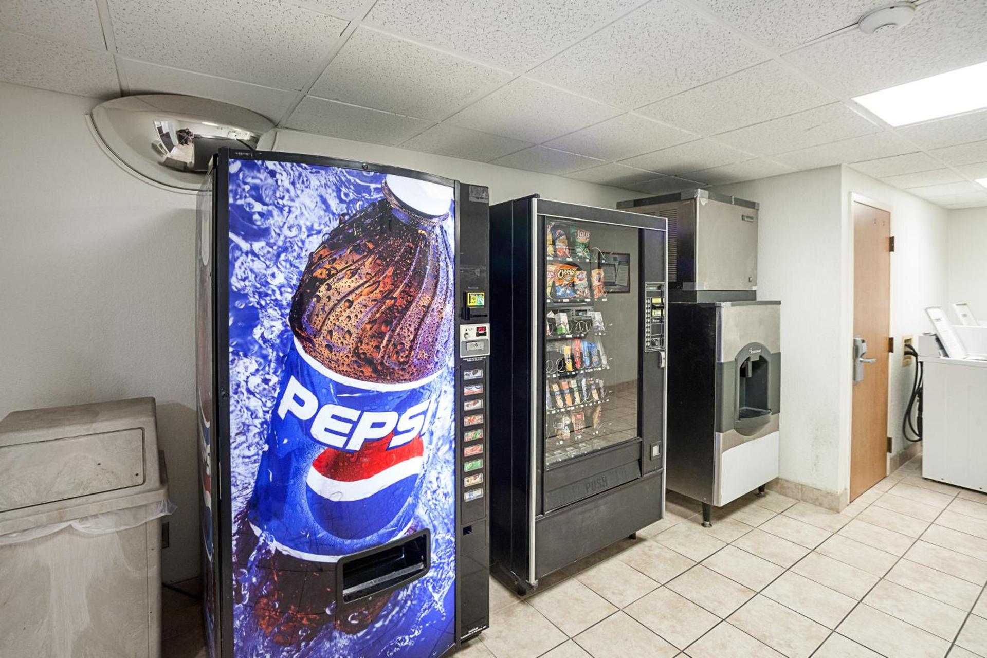 Motel 6-Binghamton, NY photo 30
