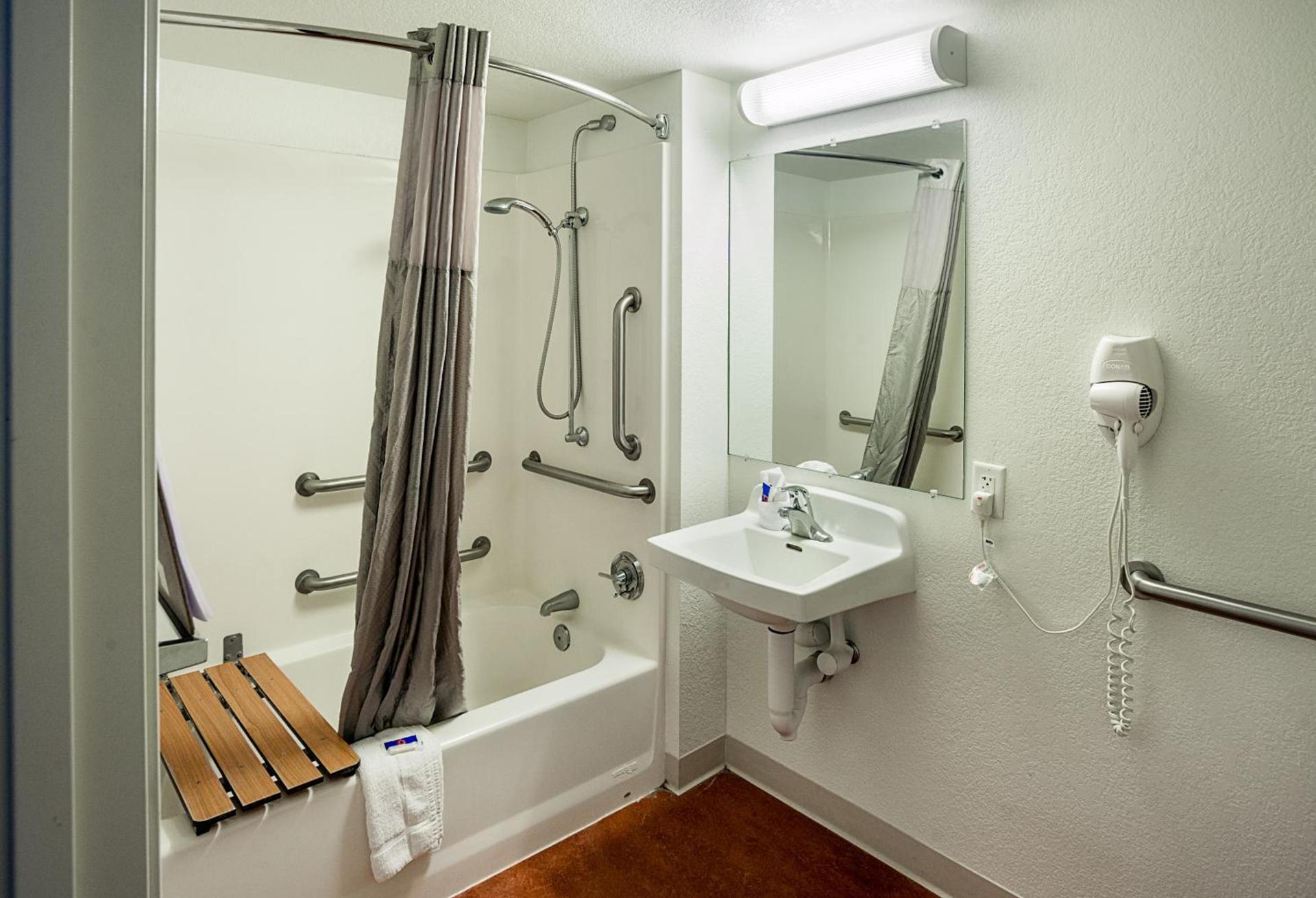 Motel 6-Binghamton, NY photo 28