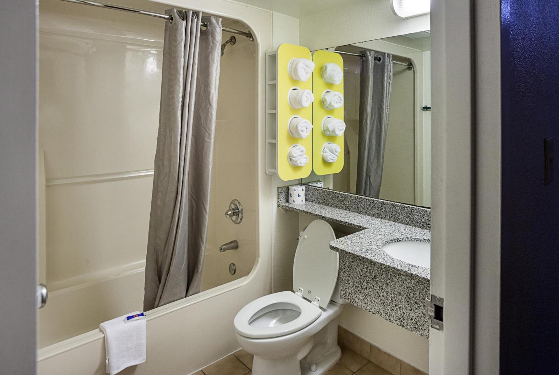 Motel 6-Binghamton, NY photo 29