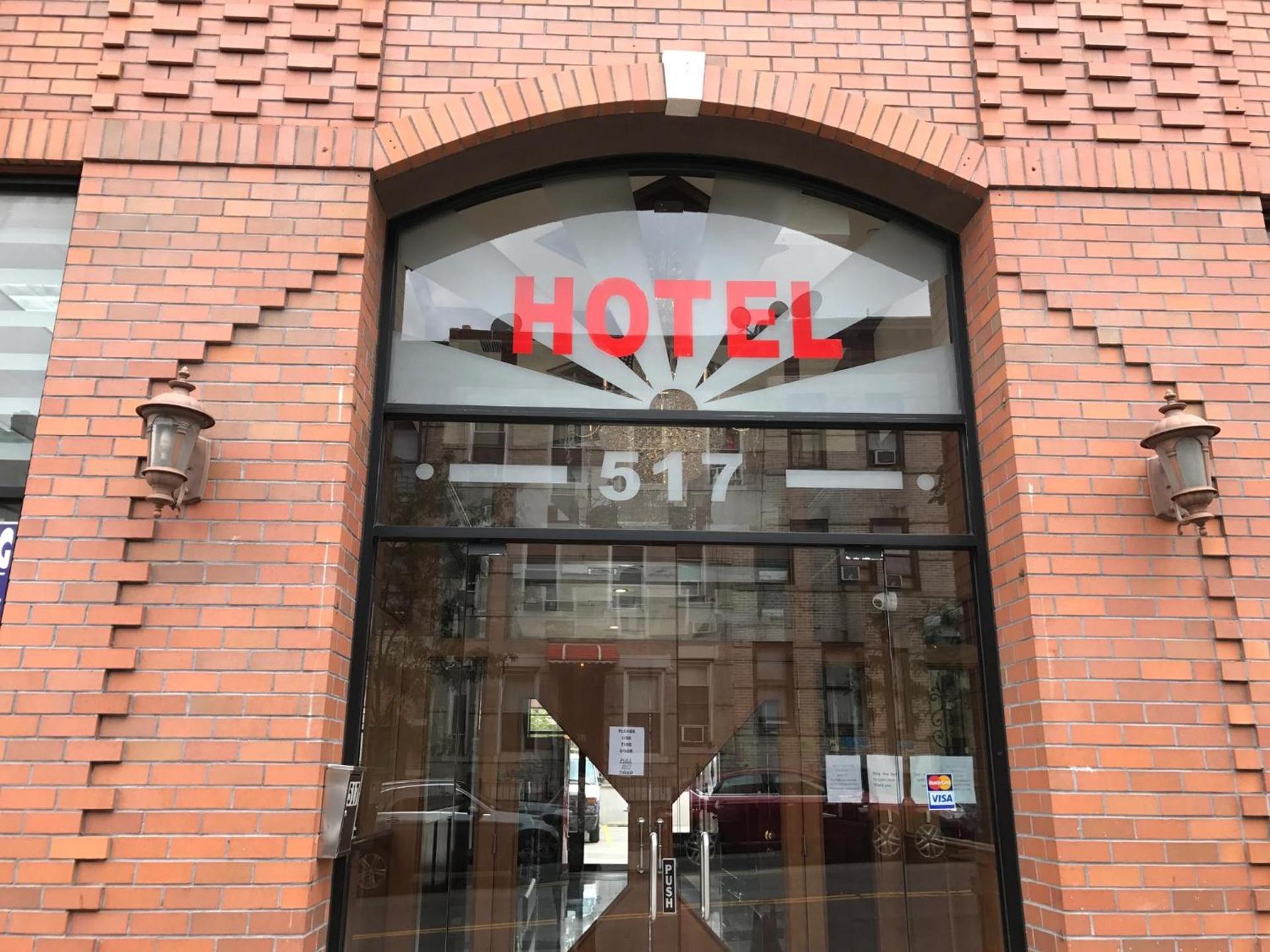 Phoenix Hotel Brooklyn Sunset Park photo 1