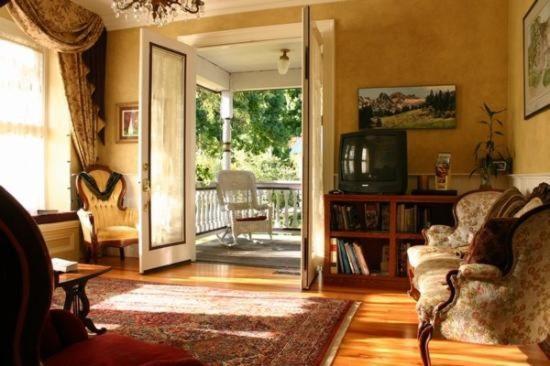 The Whitmore Inn photo 22