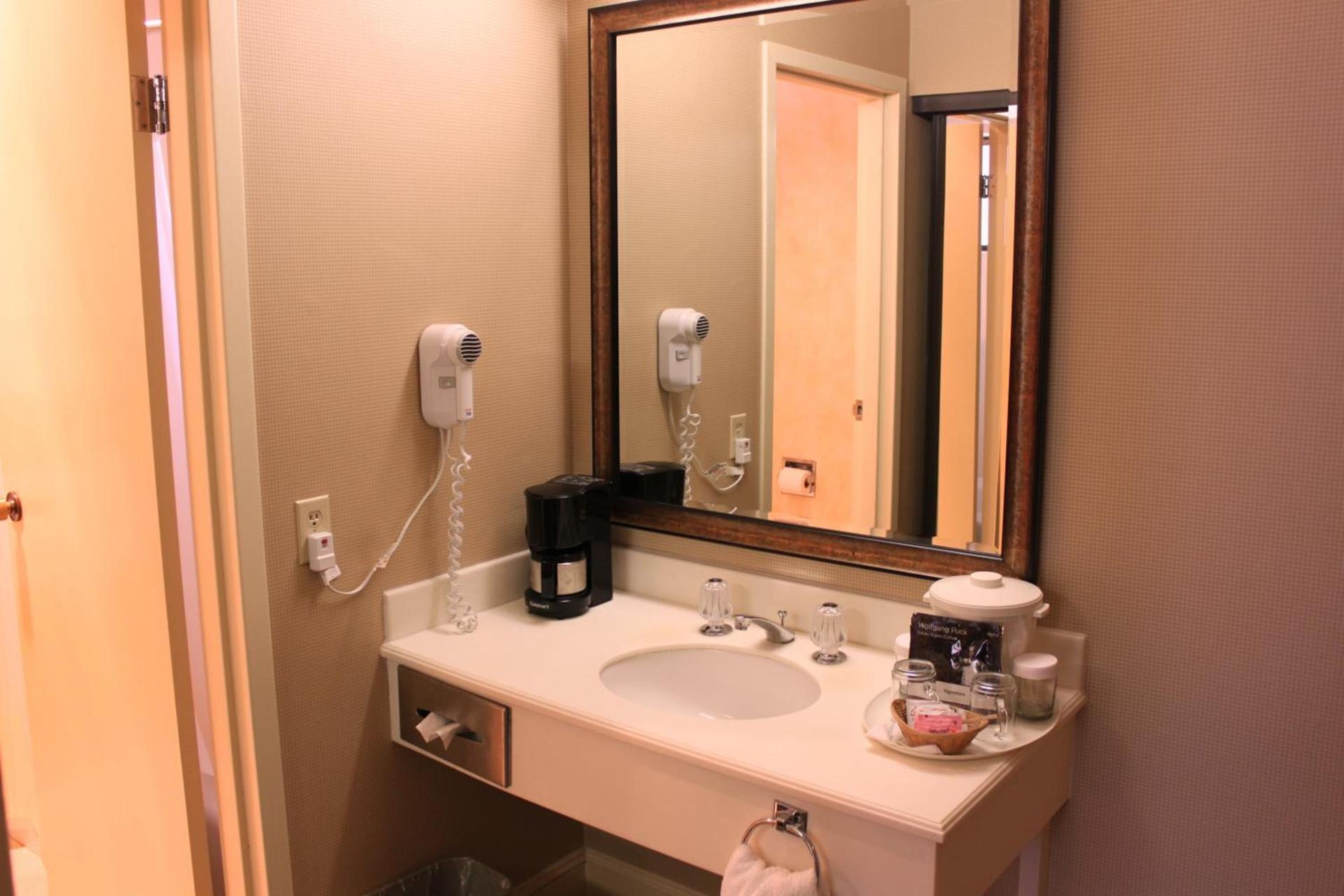 Columbus Inn photo 10