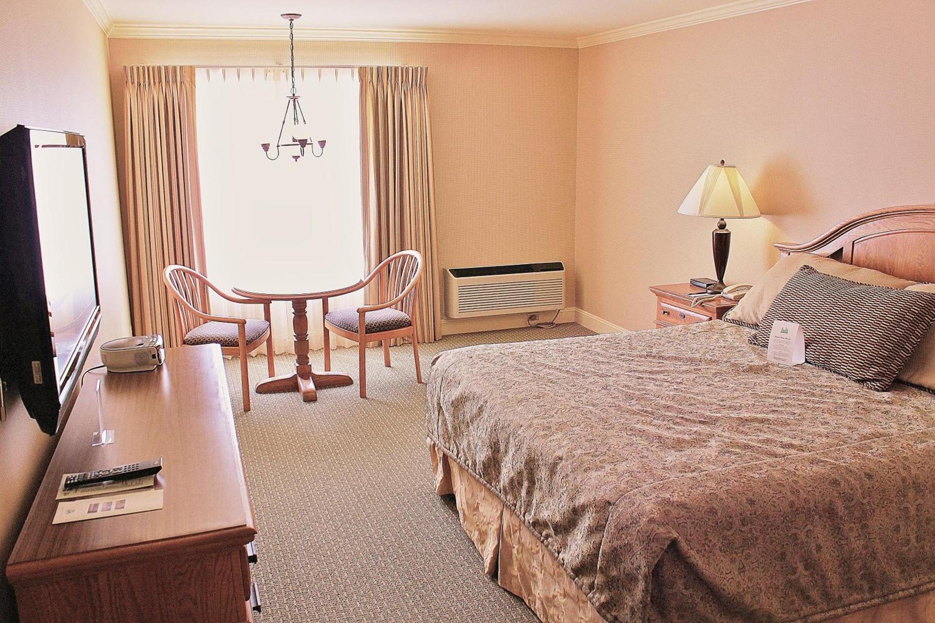 Columbus Inn photo 15
