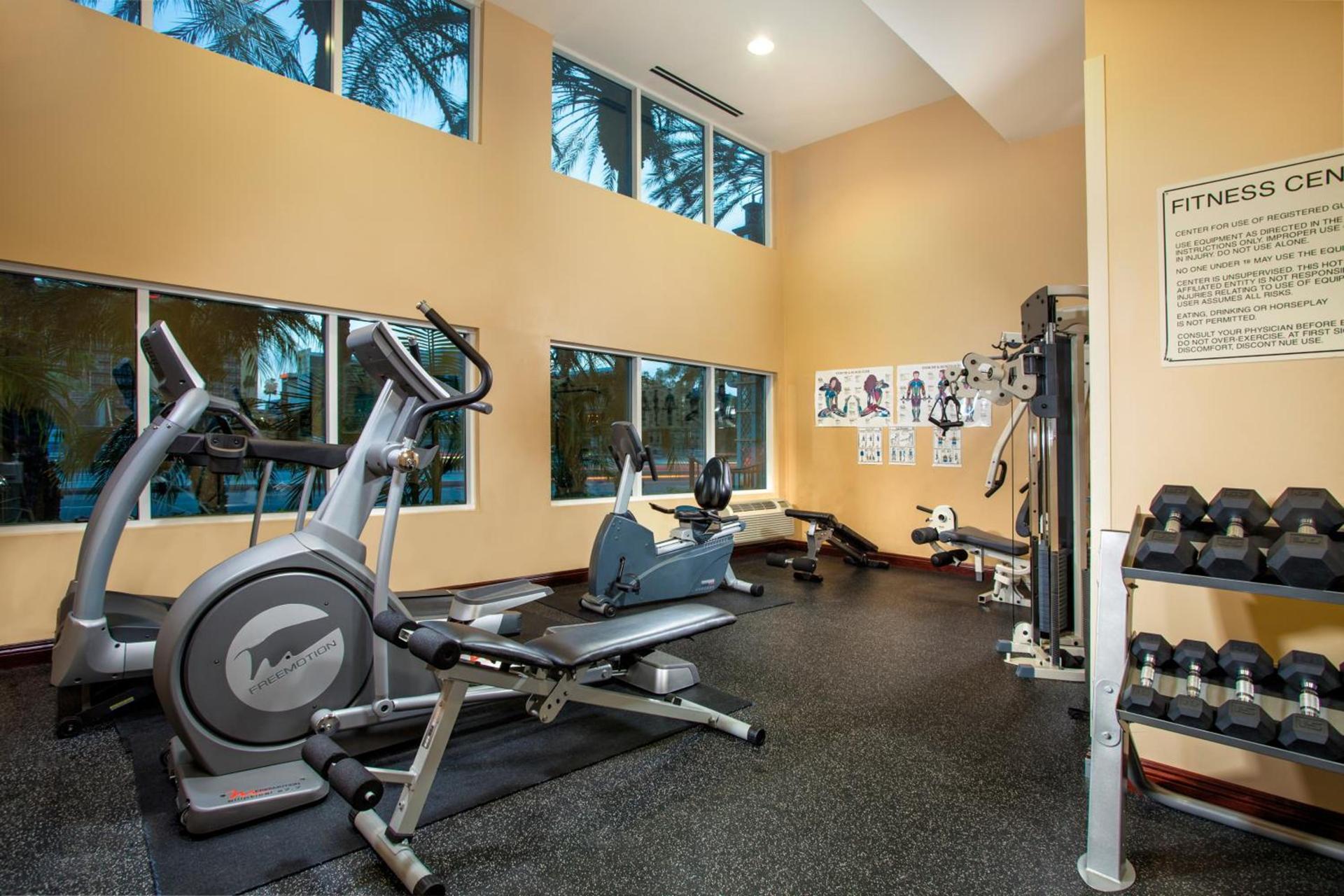 Desert Palms Hotel & Suites Anaheim Resort photo 23