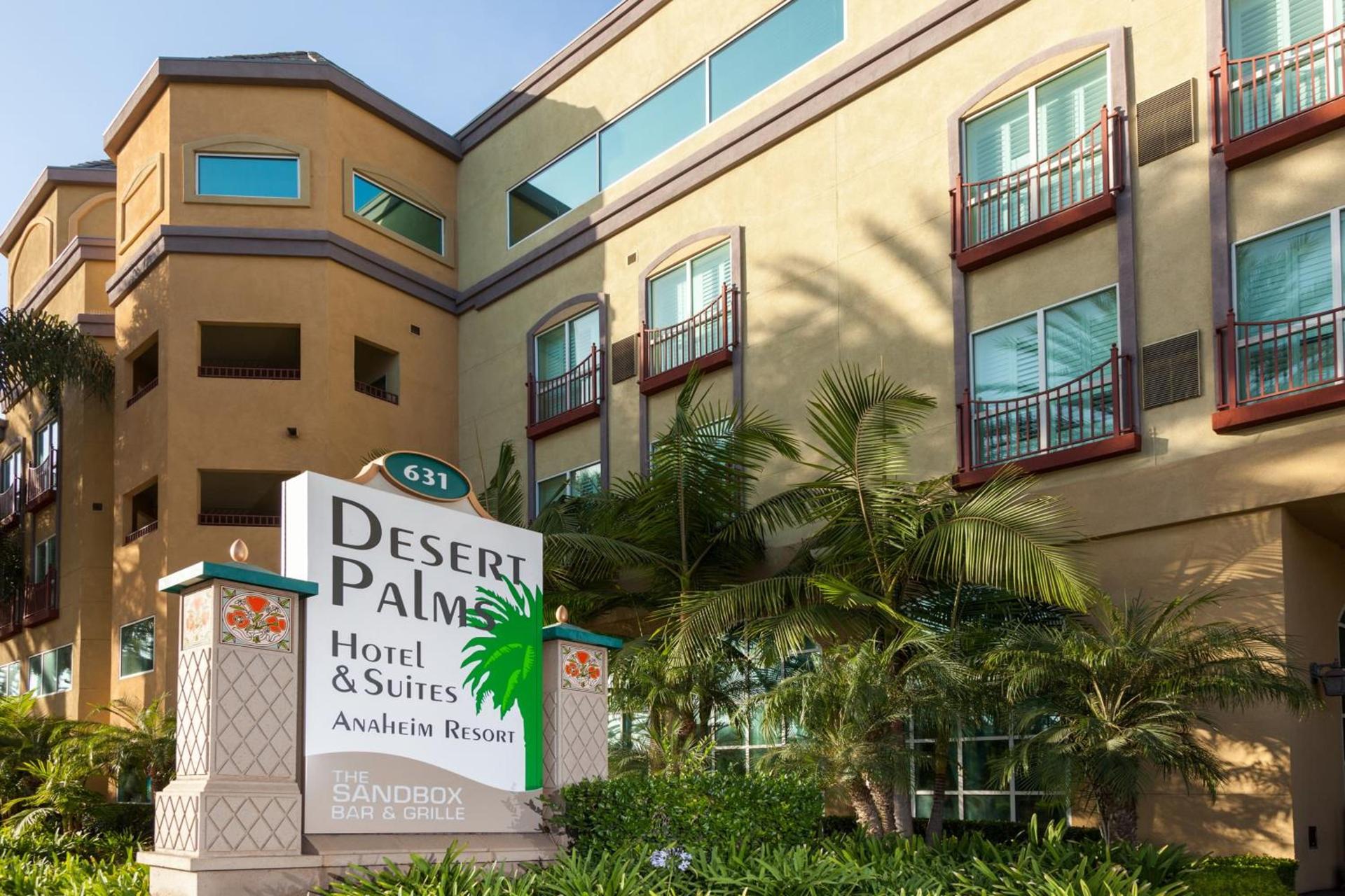 Desert Palms Hotel & Suites Anaheim Resort photo 25