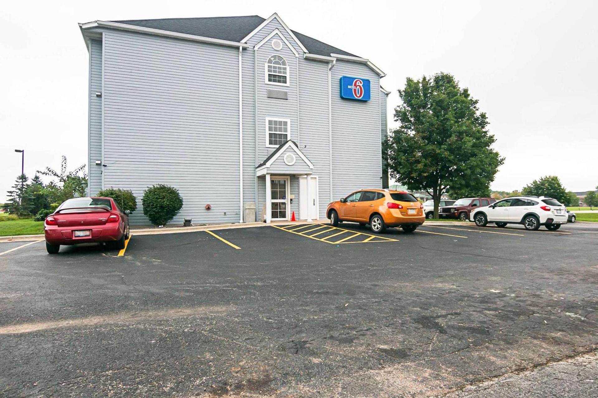 Motel 6-Sycamore, IL photo 59