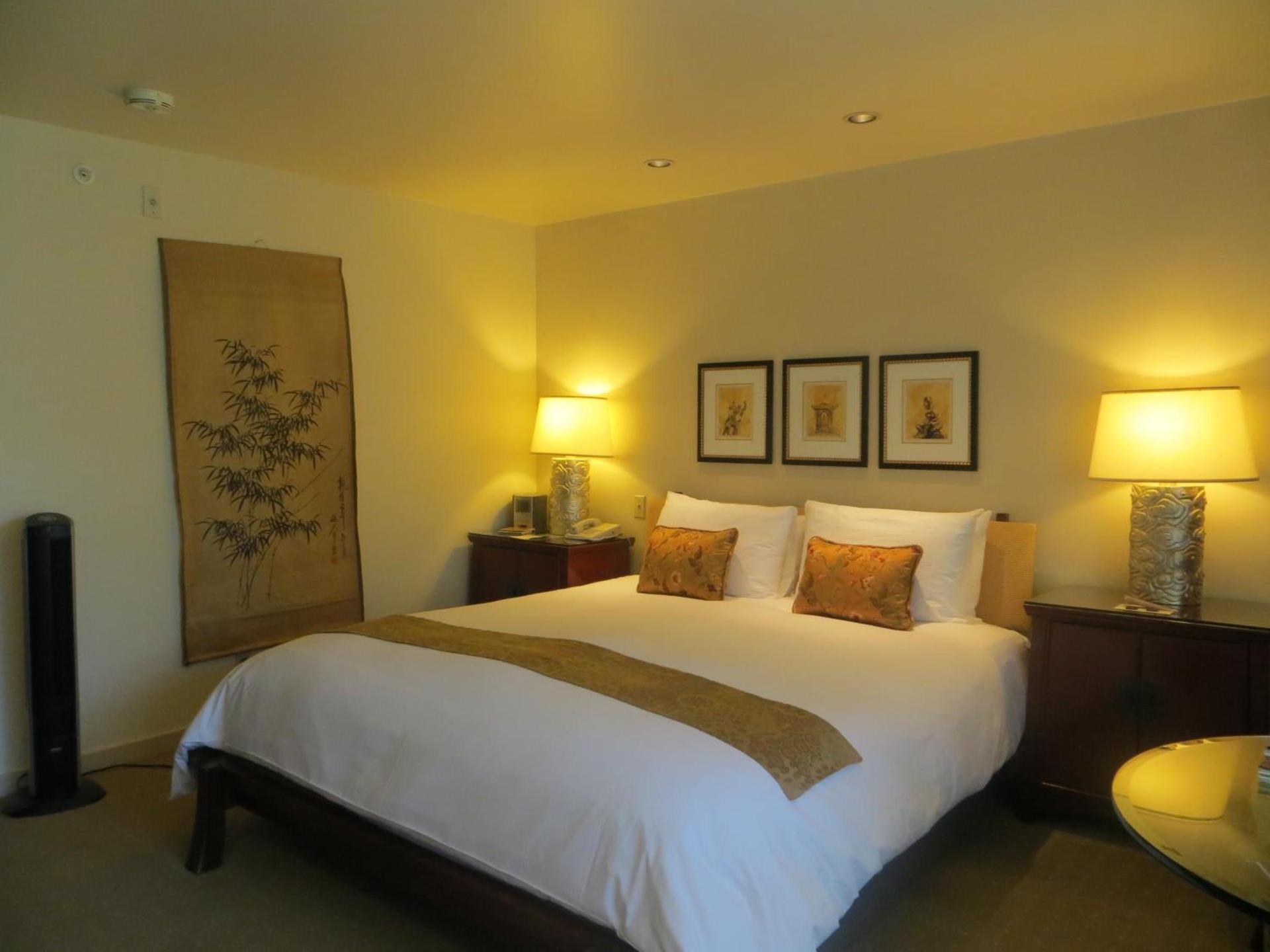 Tradewinds Carmel photo 31