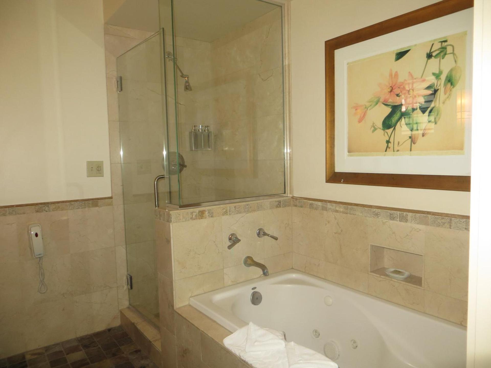 Tradewinds Carmel photo 28