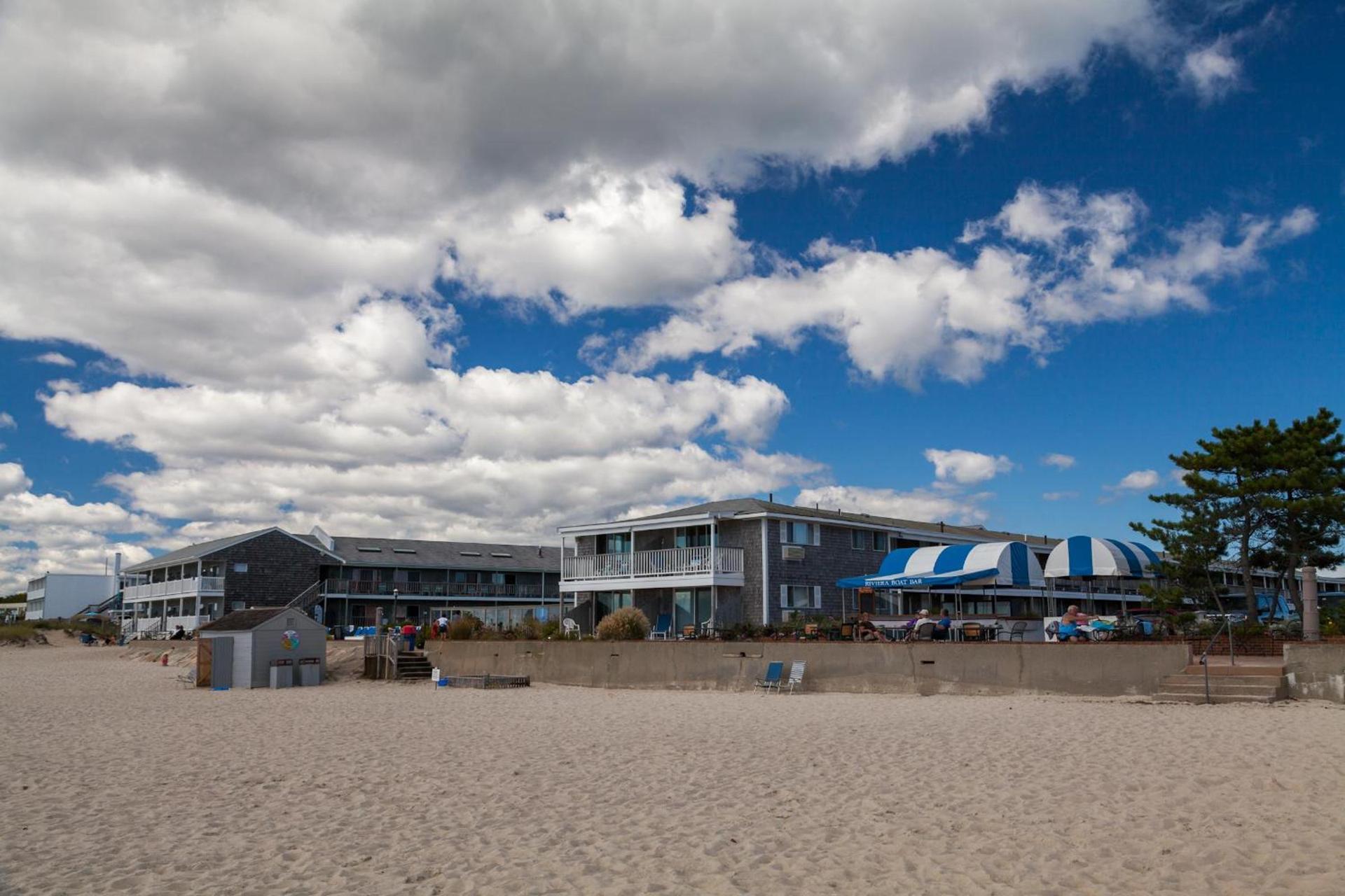 Riviera Beach Resort photo 7