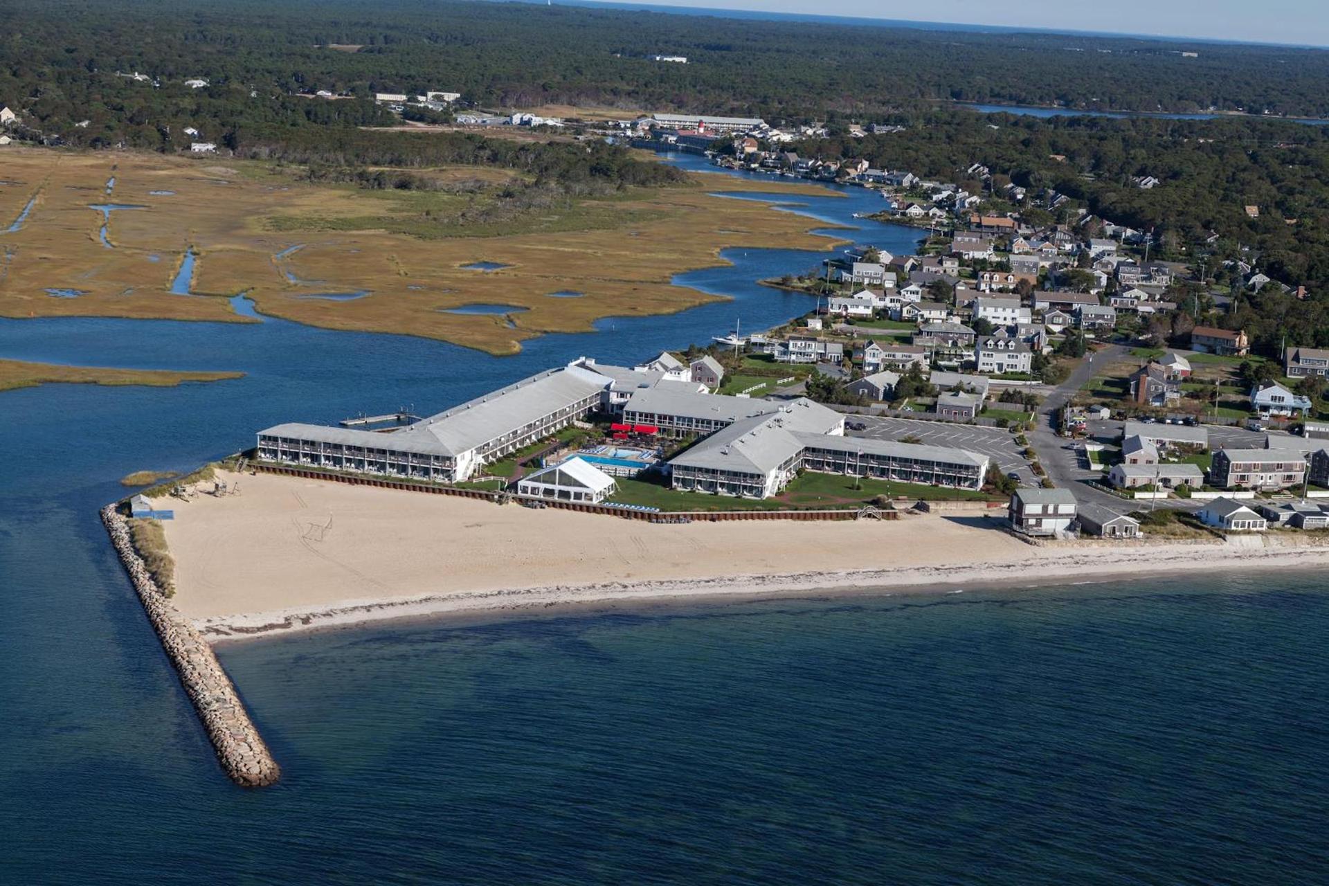 Red Jacket Beach Resort photo 11