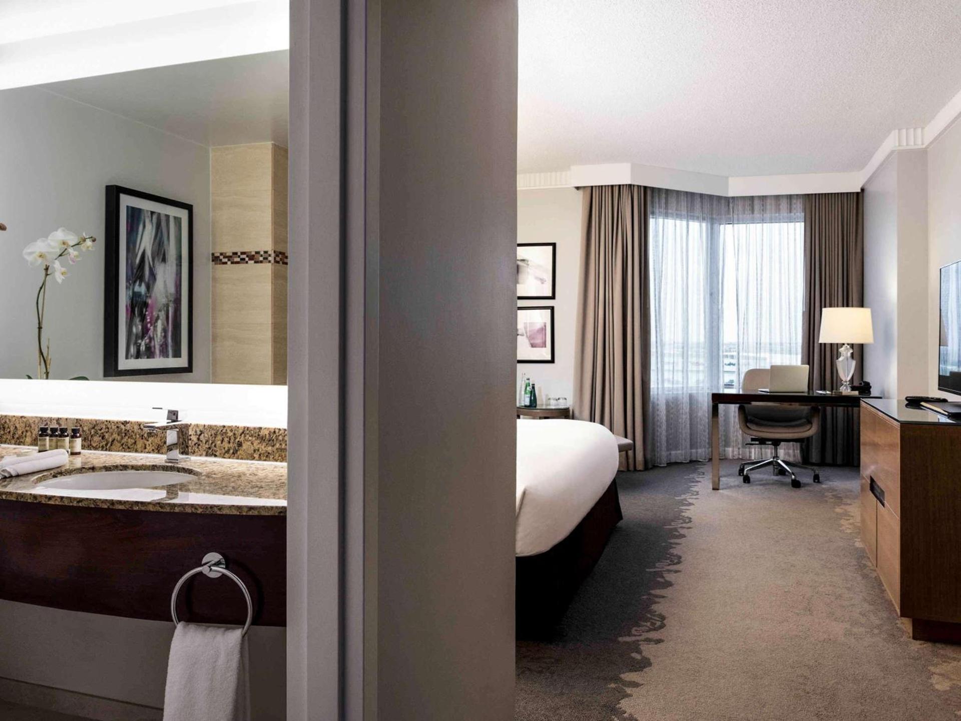 Pullman Miami Airport photo 20