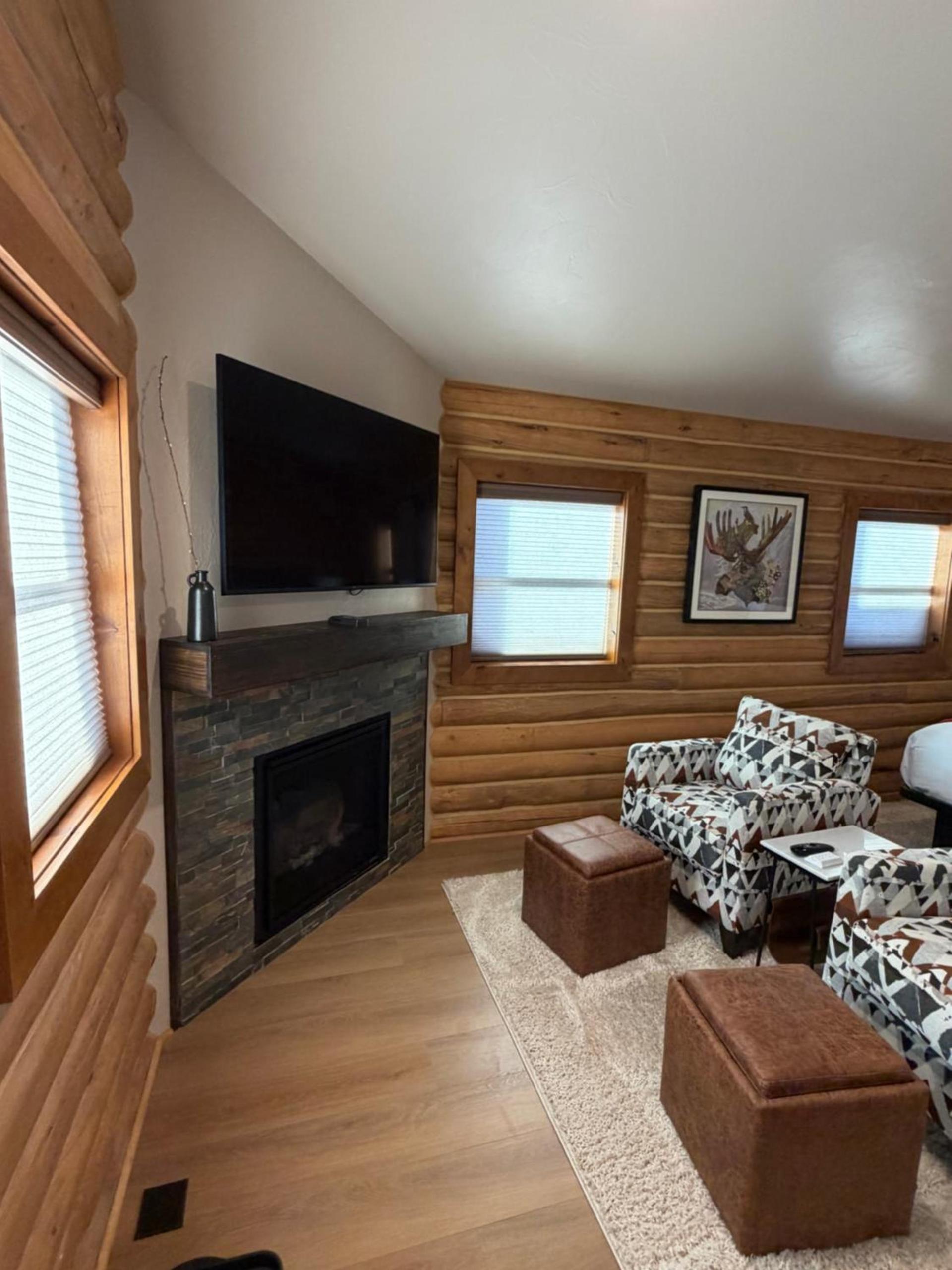 The Willows Cabins photo 10