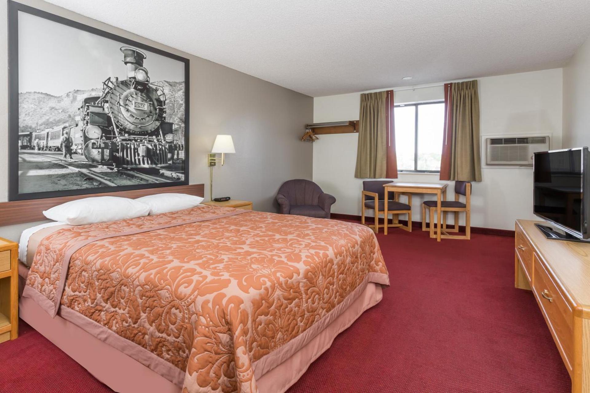 Super 8 by Wyndham Grand Junction Colorado photo 7