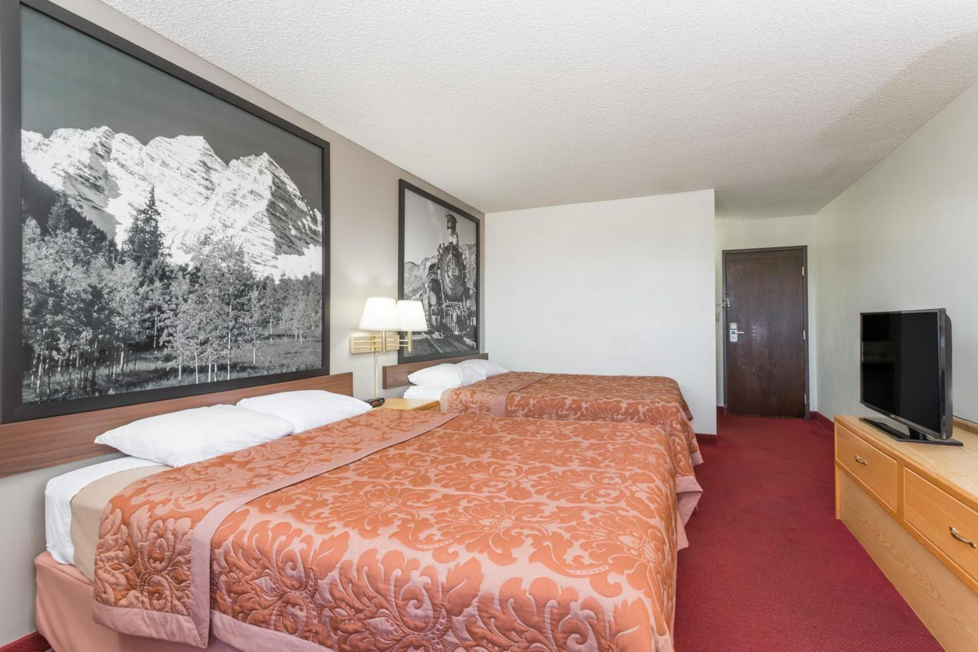 Super 8 by Wyndham Grand Junction Colorado photo 11