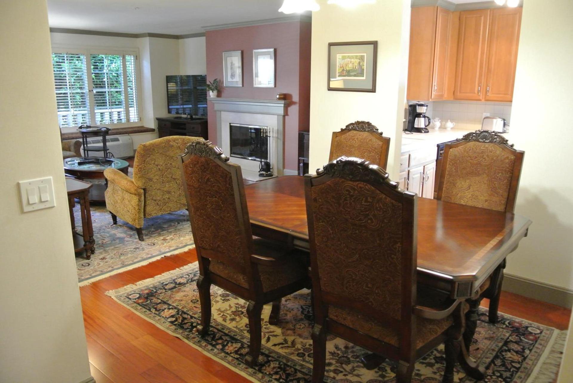 Cow Hollow Inn and Suites photo 23