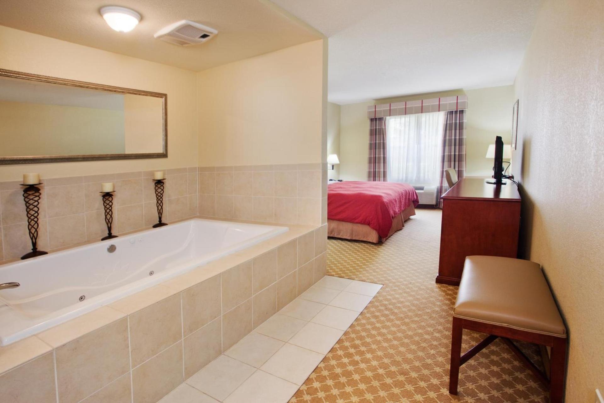 Country Inn & Suites by Radisson, Macon North, GA photo 1