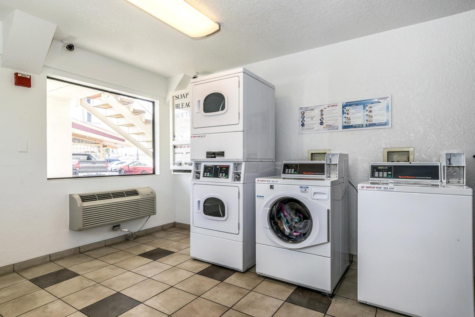 Motel 6-Anaheim, CA - Fullerton East photo 38
