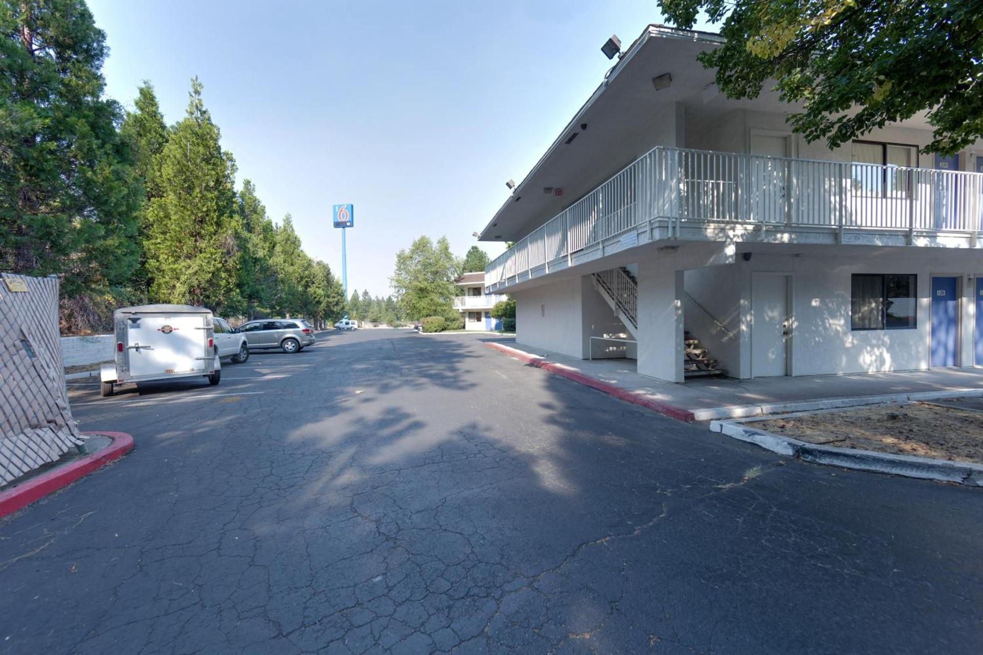Motel 6 Weed - Mount Shasta photo 5