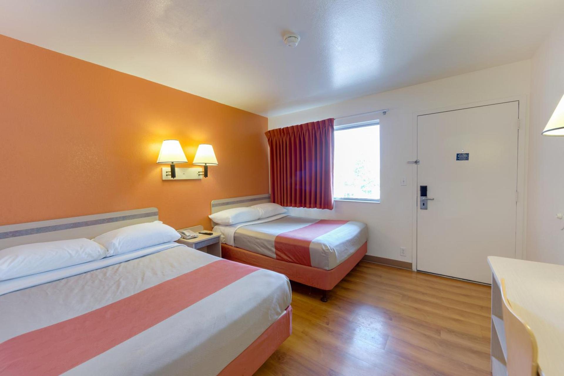 Motel 6 Weed - Mount Shasta photo 28