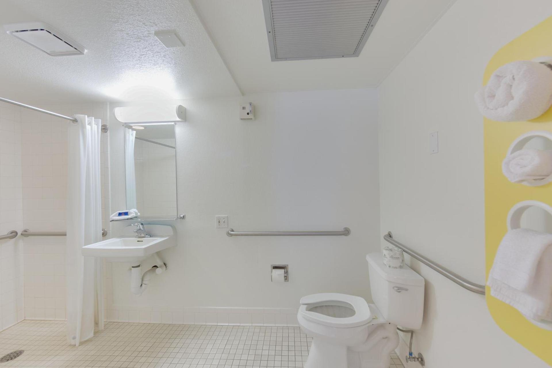 Motel 6 Weed - Mount Shasta photo 30