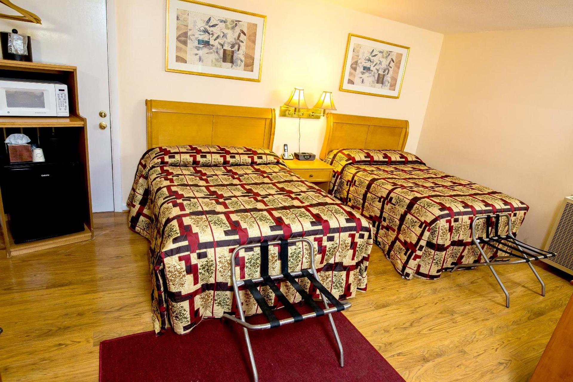 Willows Motel photo 4