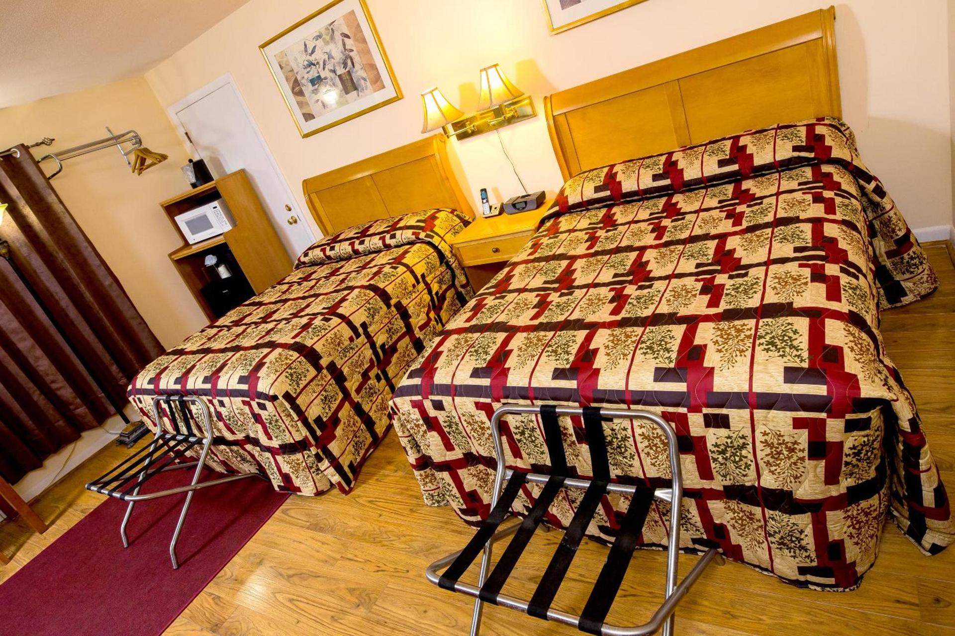 Willows Motel photo 15
