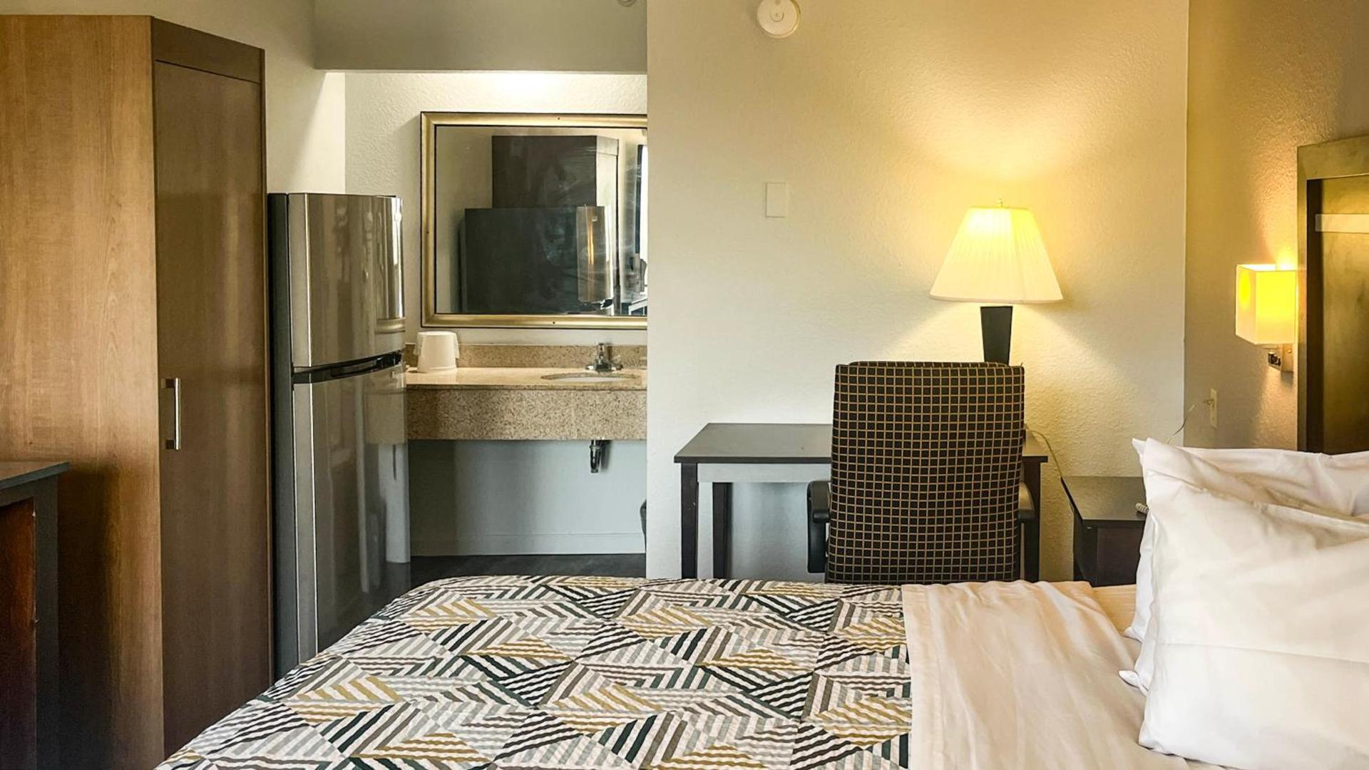 Studio 6 Suites Dallas TX - Loop 12 West photo 29