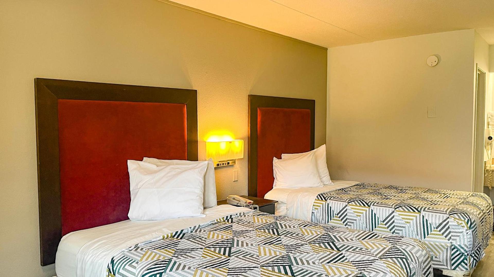 Studio 6 Suites Dallas TX - Loop 12 West photo 11