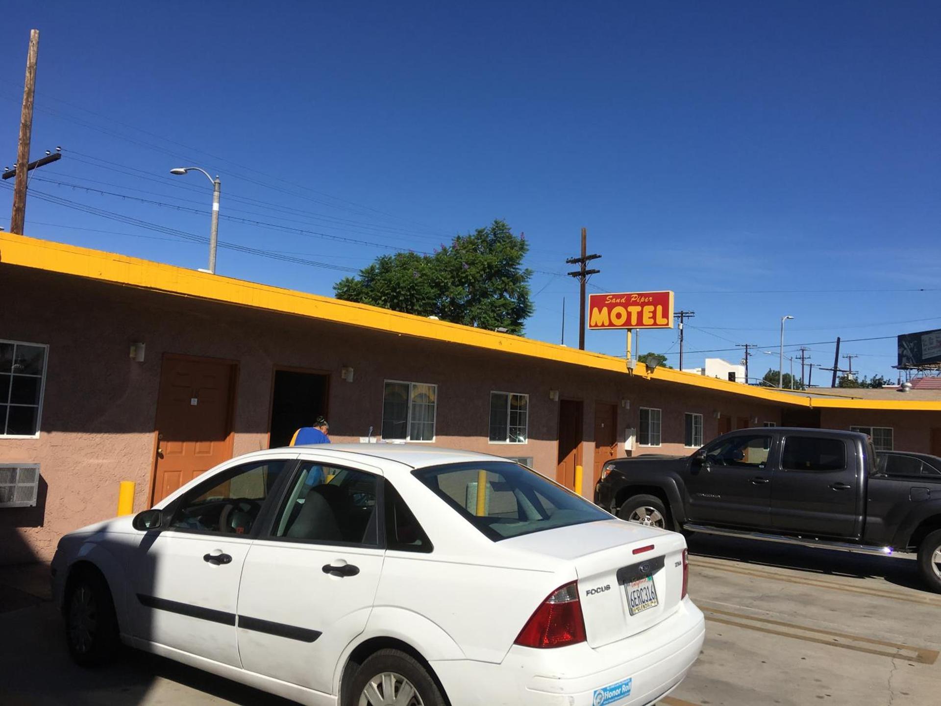 Sand Piper Motel - Los Angeles photo 12