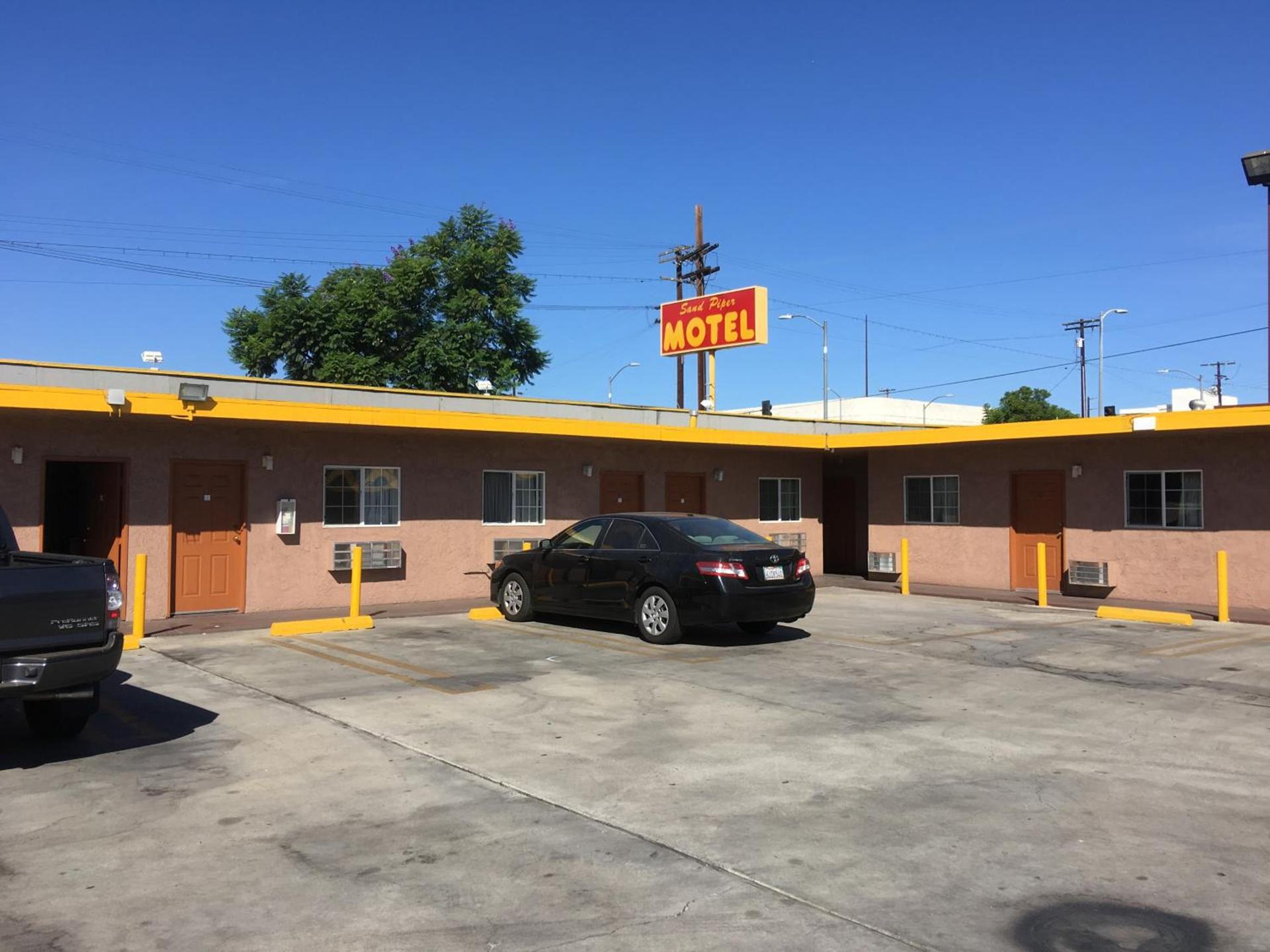 Sand Piper Motel - Los Angeles photo 13