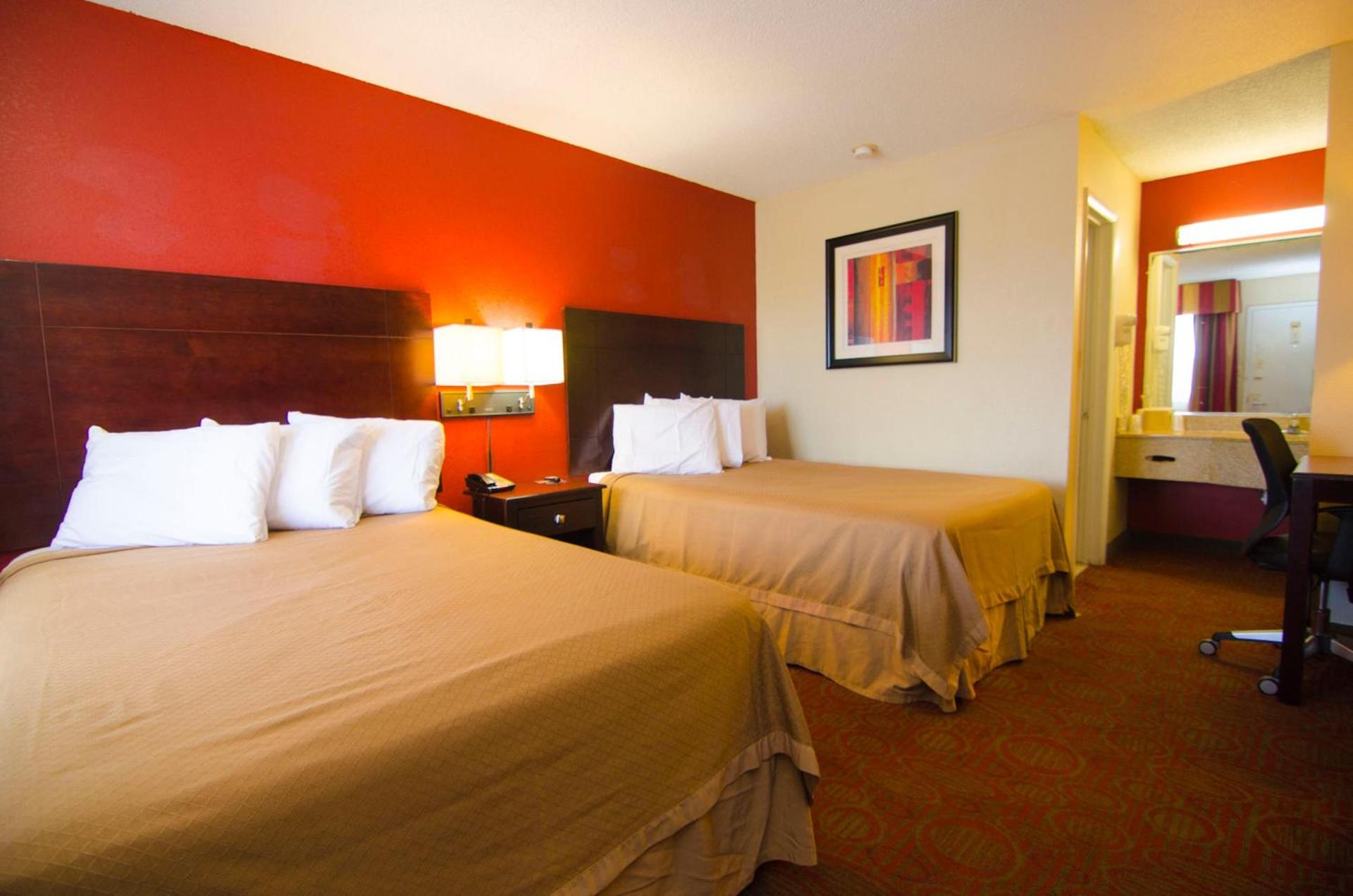 Sunset Inn photo 6