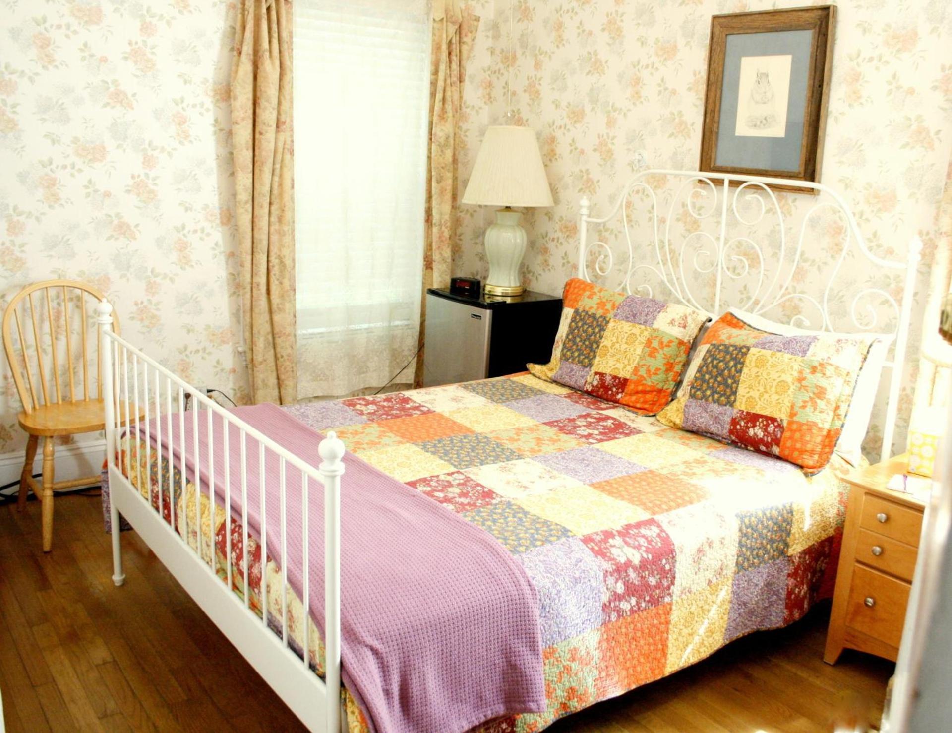 The Coolidge Corner Guest House: A Brookline Bed and Breakfast photo 22