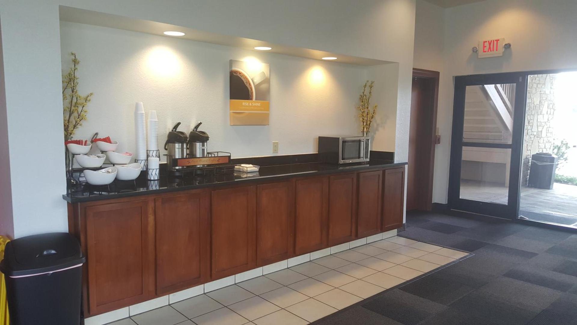 Motel 6-Columbus, OH - OSU photo 38