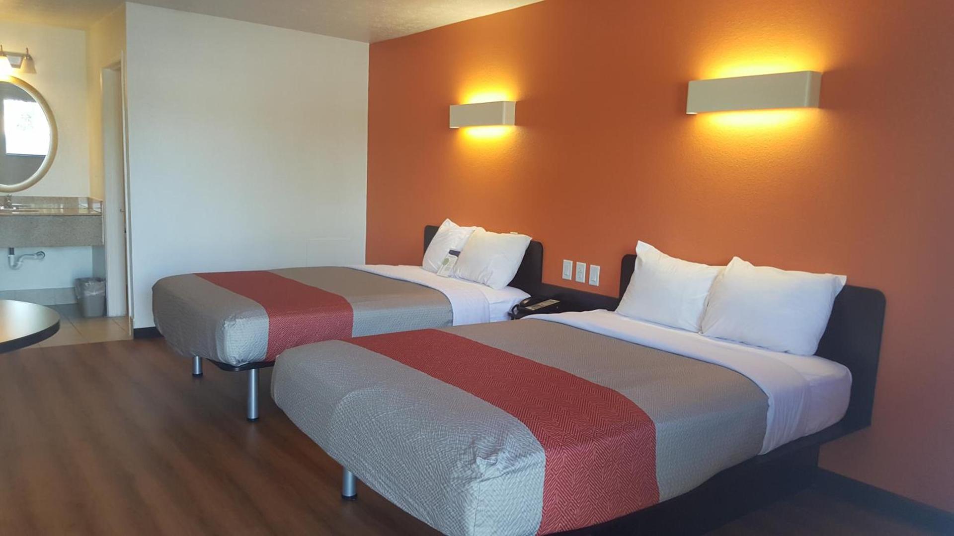 Motel 6-Columbus, OH - OSU photo 48