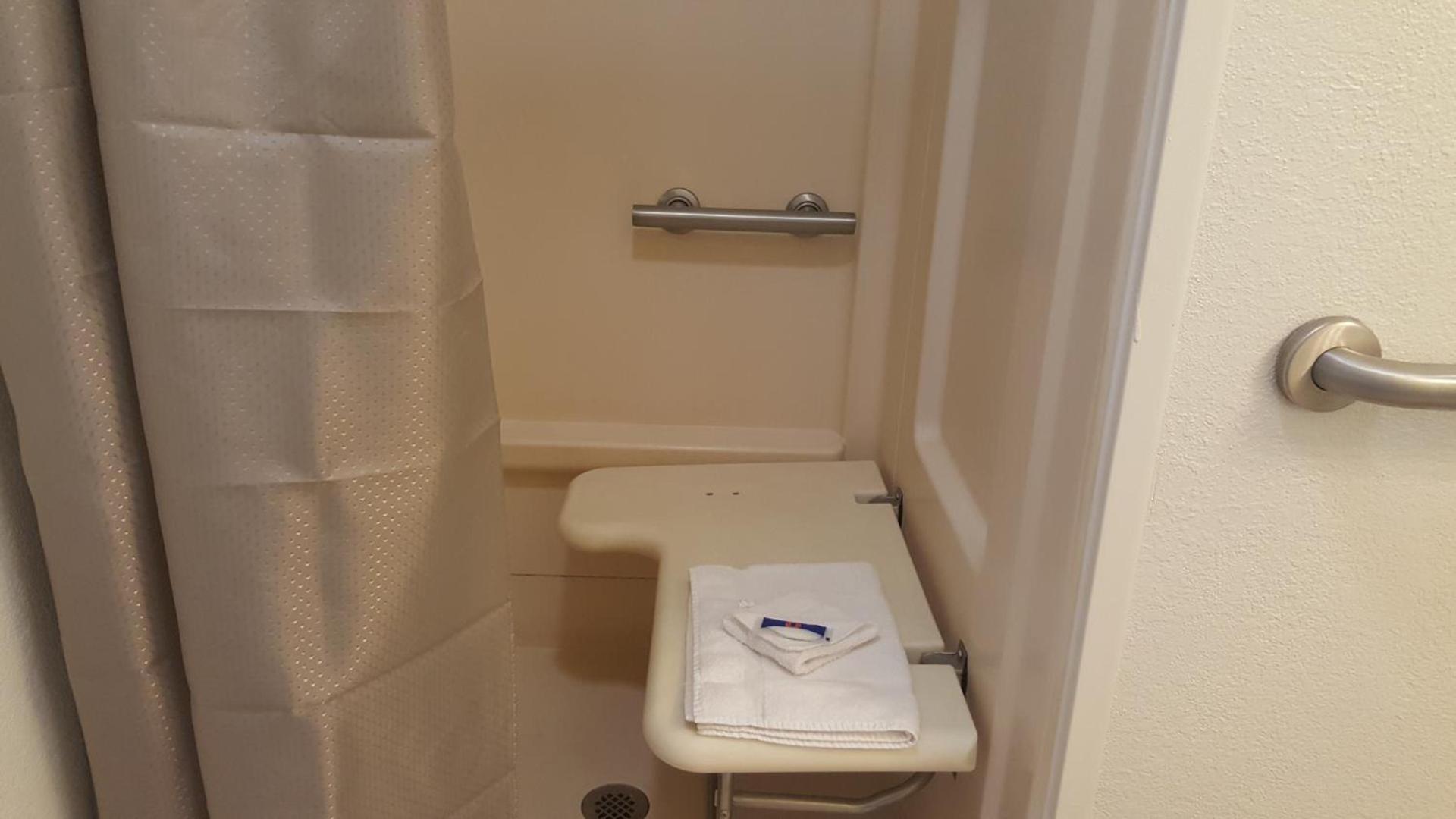 Motel 6-Columbus, OH - OSU photo 67