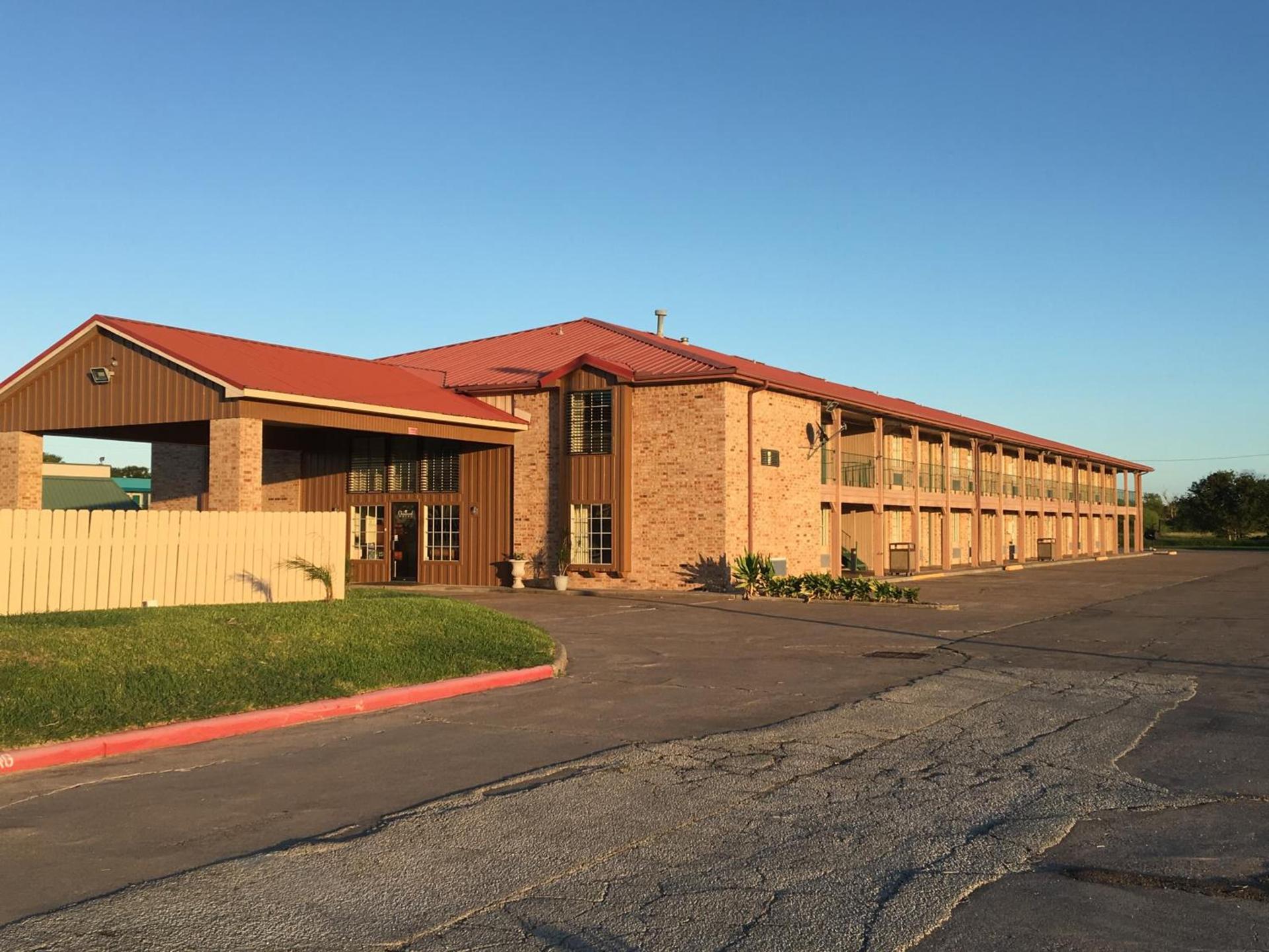 Chaparral Motel photo 10