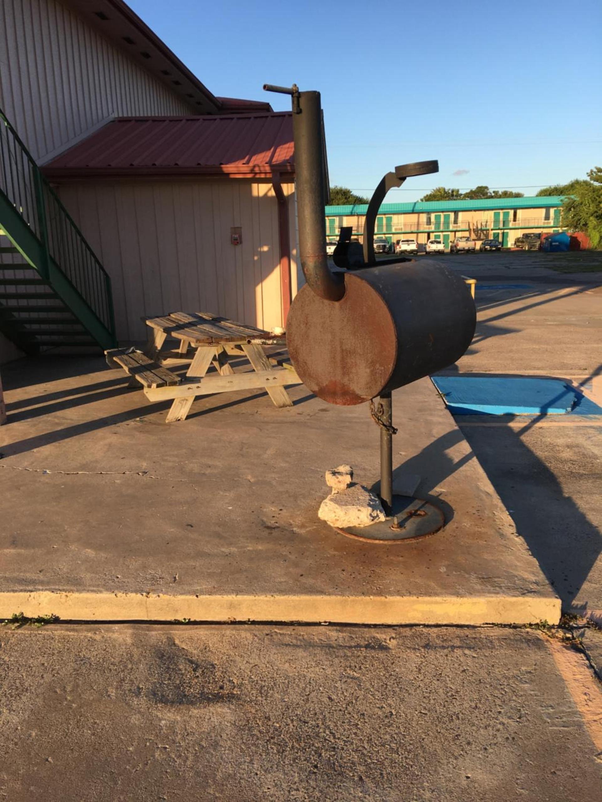 Chaparral Motel photo 36