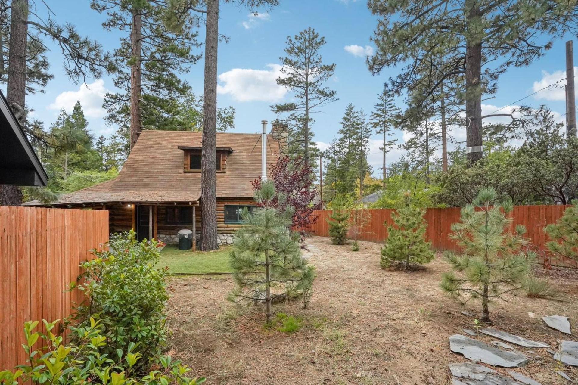 Idyllwild Realty Vacations photo 3