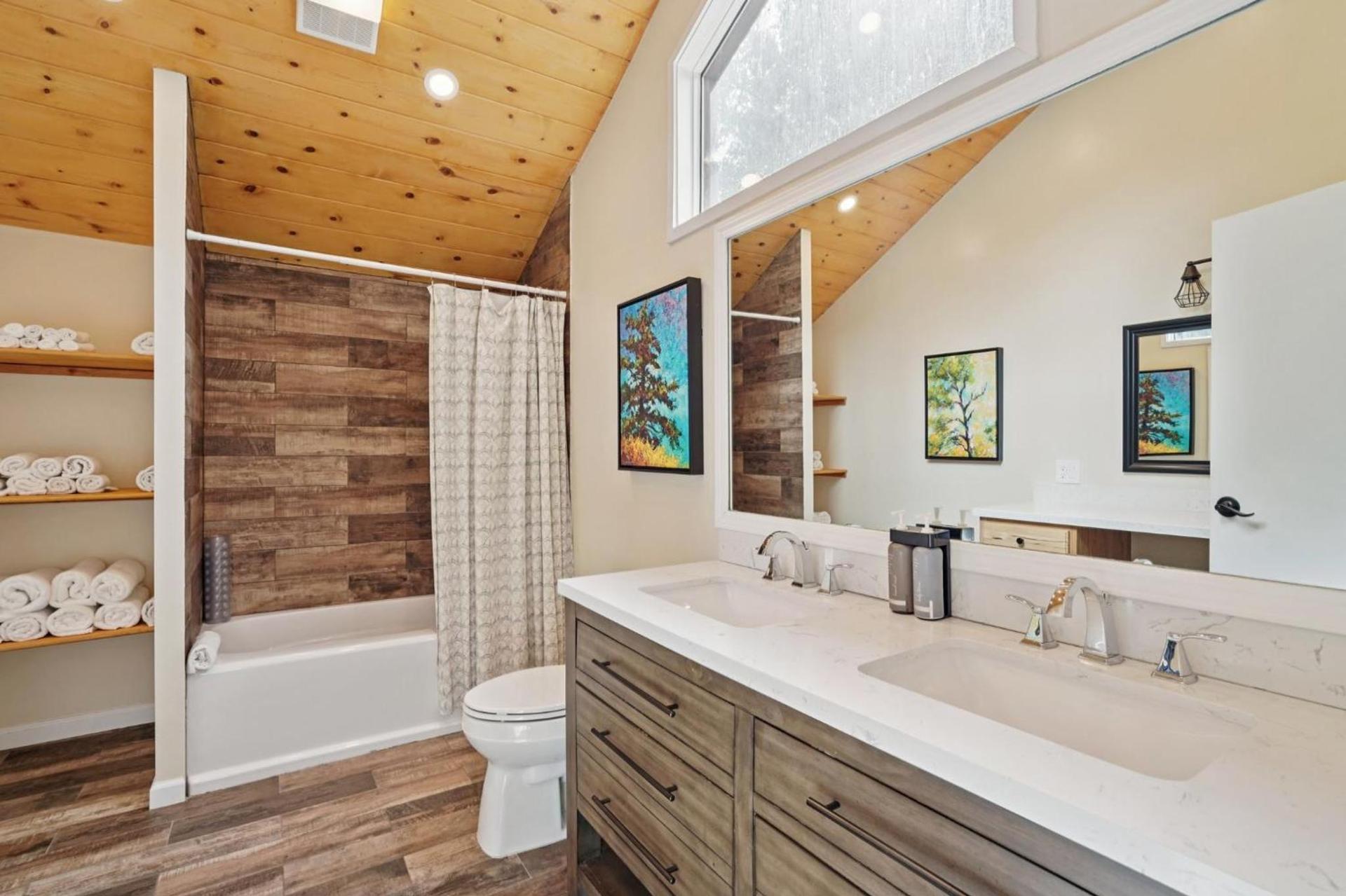 Idyllwild Realty Vacations photo 44