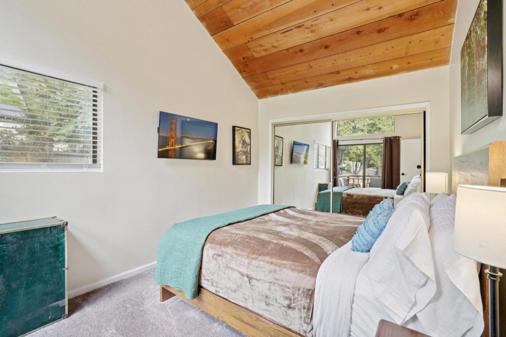 Idyllwild Realty Vacations photo 39