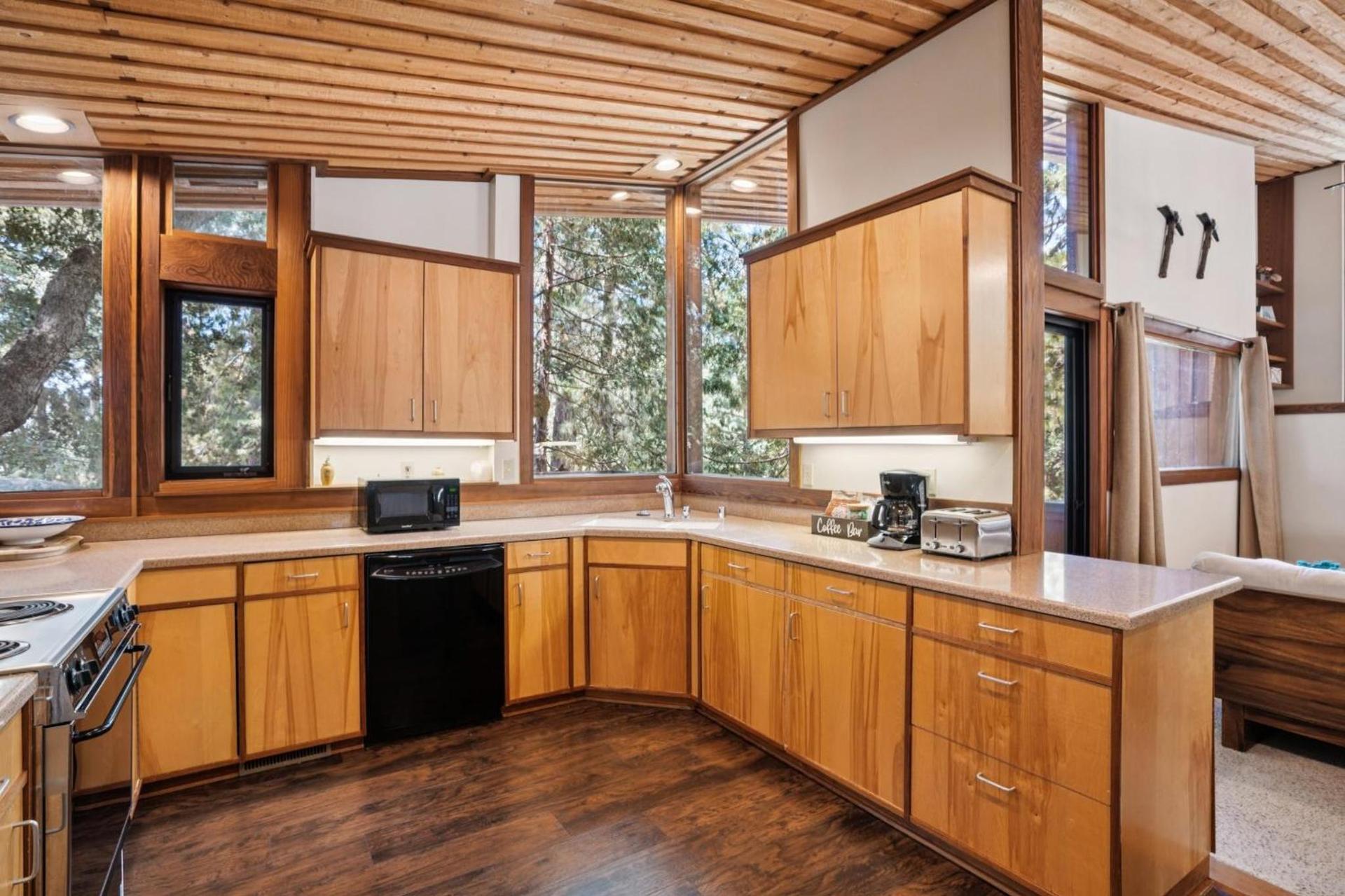 Idyllwild Realty Vacations photo 34