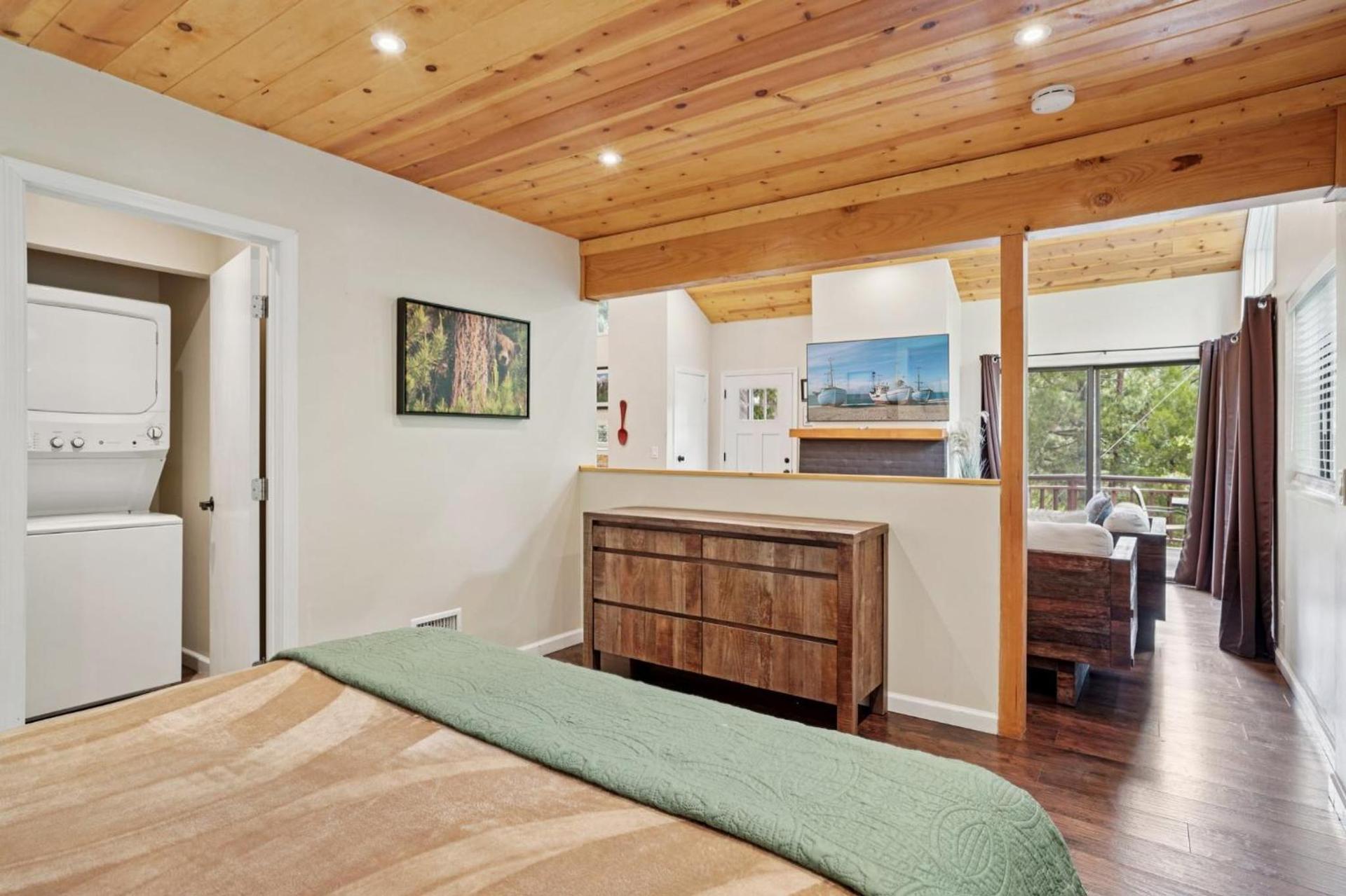 Idyllwild Realty Vacations photo 31
