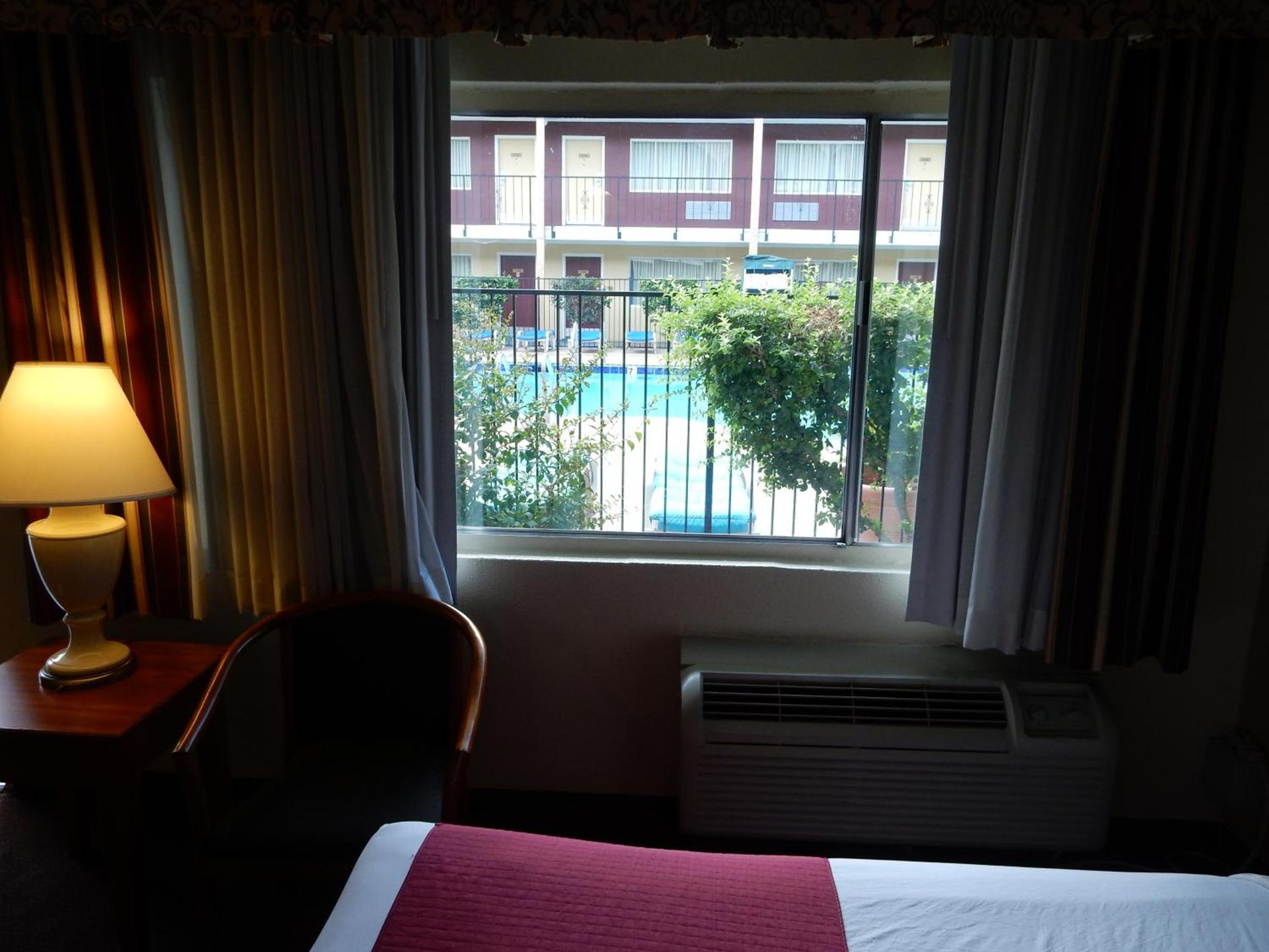 Mardi Gras Hotel & Casino photo 27