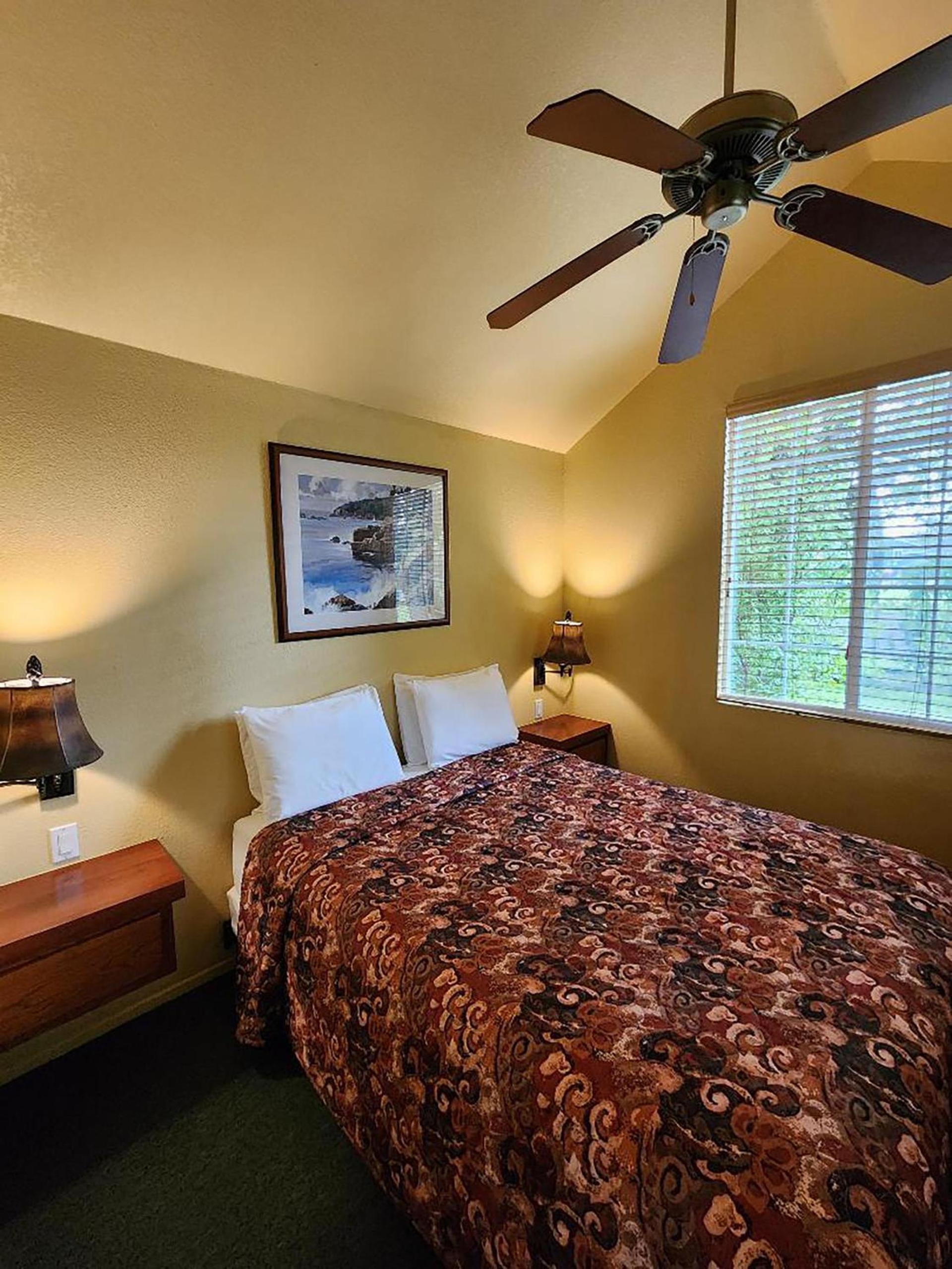 Lighthouse Pointe Resort photo 9