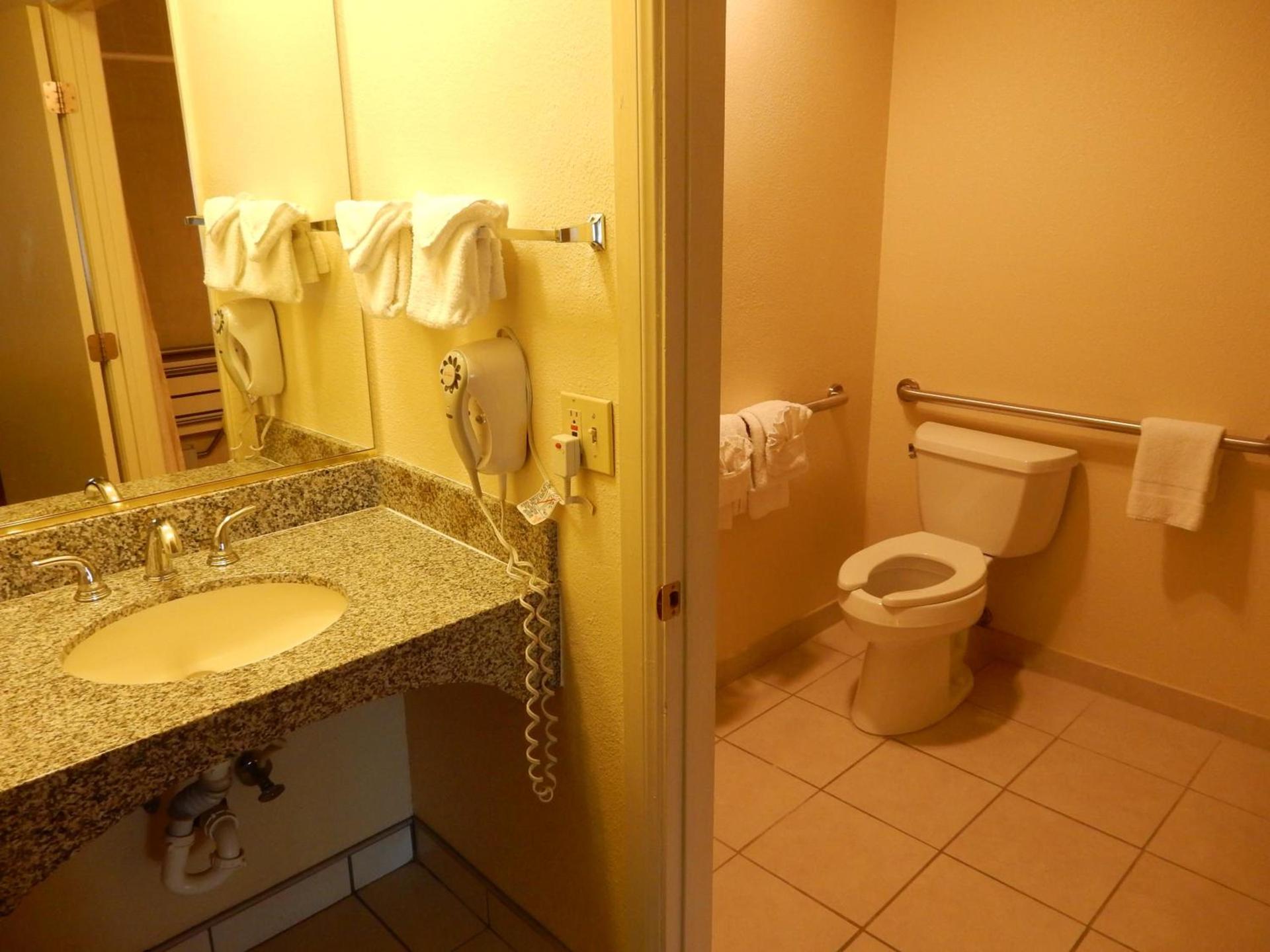 Mardi Gras Hotel & Casino photo 30