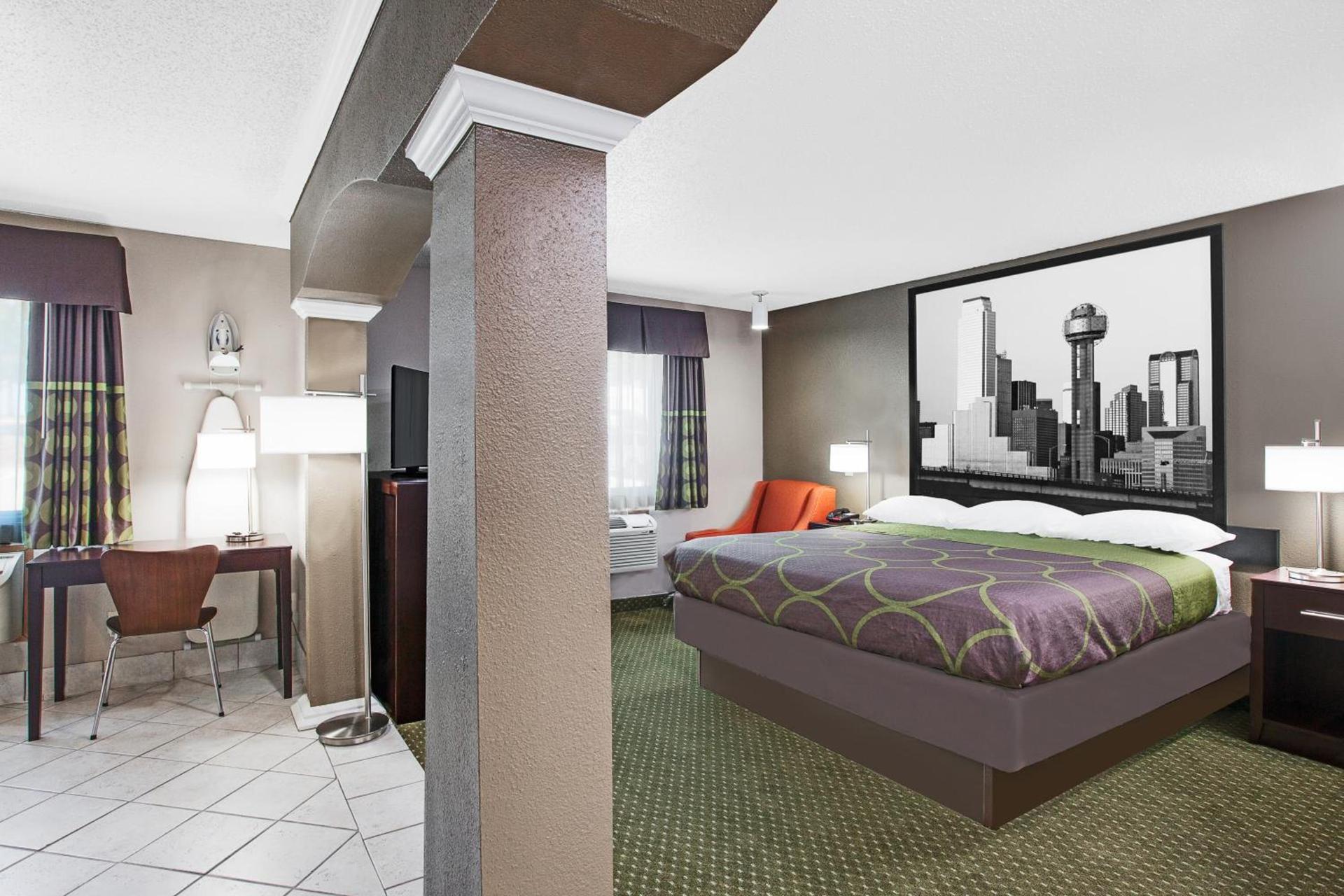 Super 8 by Wyndham Bedford DFW Airport West photo 33
