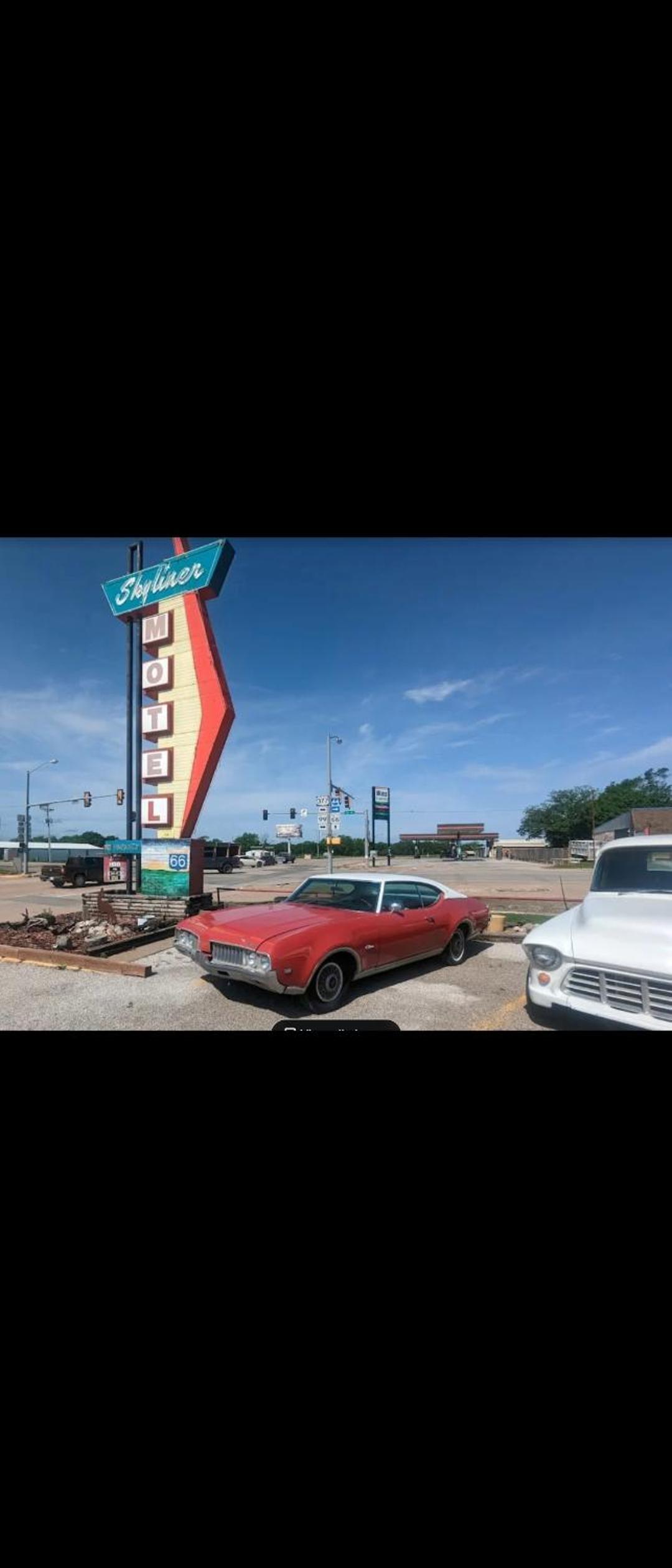 Skyliner Motel photo 5