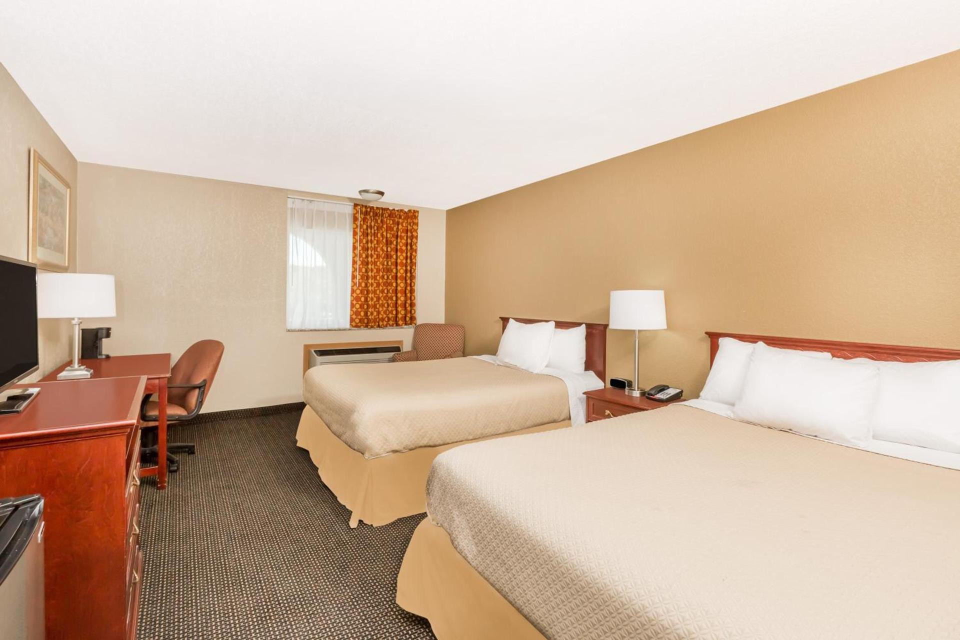 Quality Inn West Des Moines I-80 & I-235 photo 23